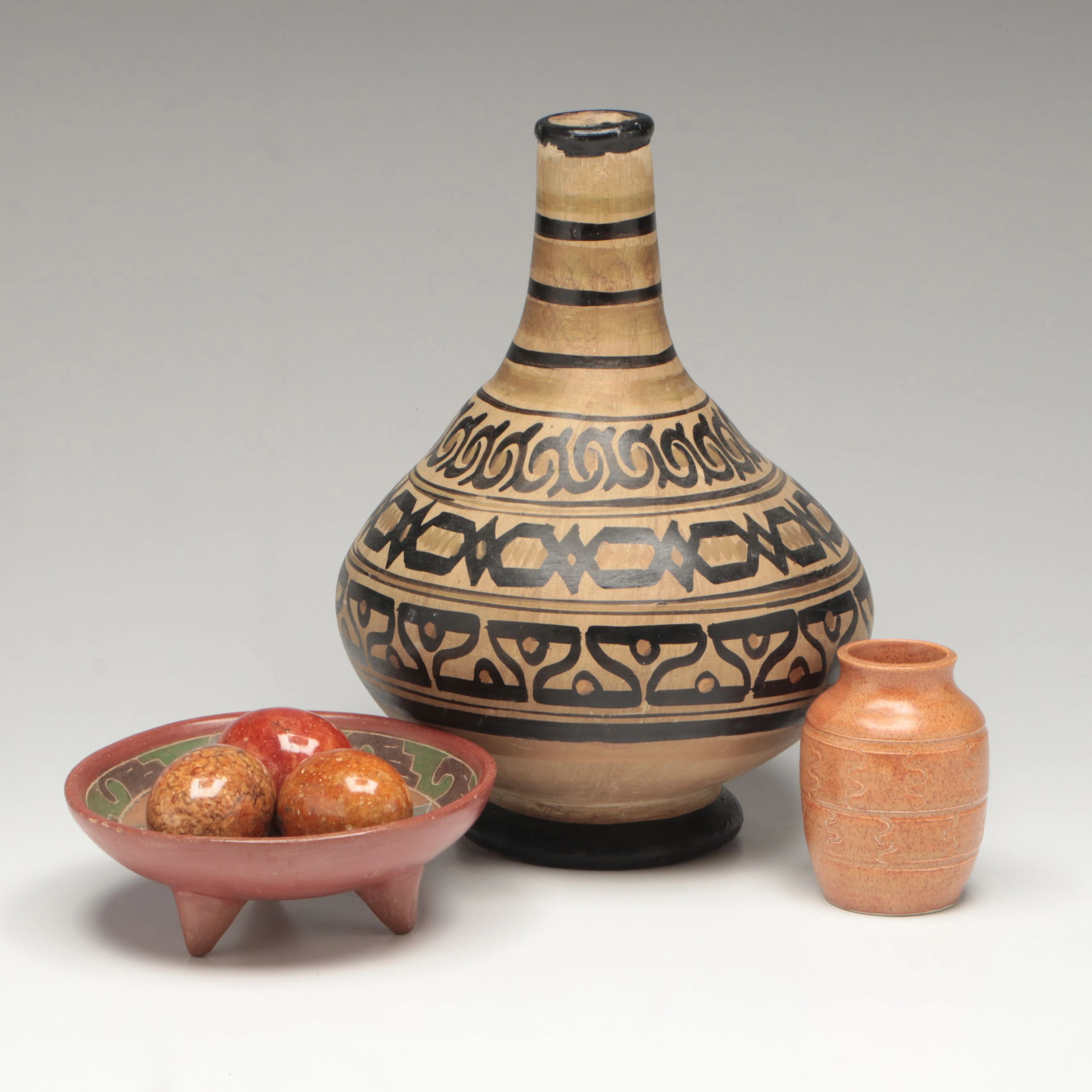 Mexican Ceramic Vase, Pigeon Forge Bud Vase, and More Table Accessories
