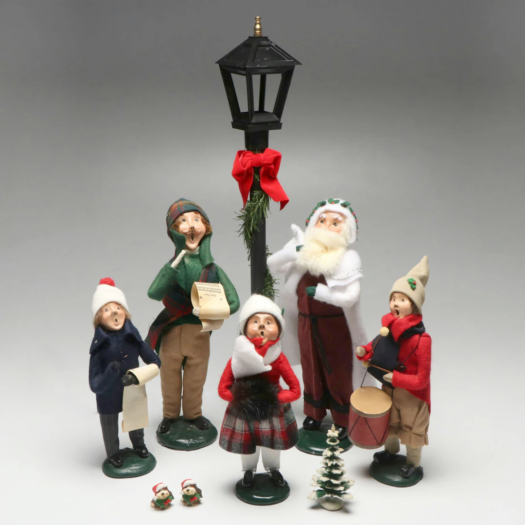 Byers' Choice "The Carolers" Christmas Figures and More Décor, Late 20th C.