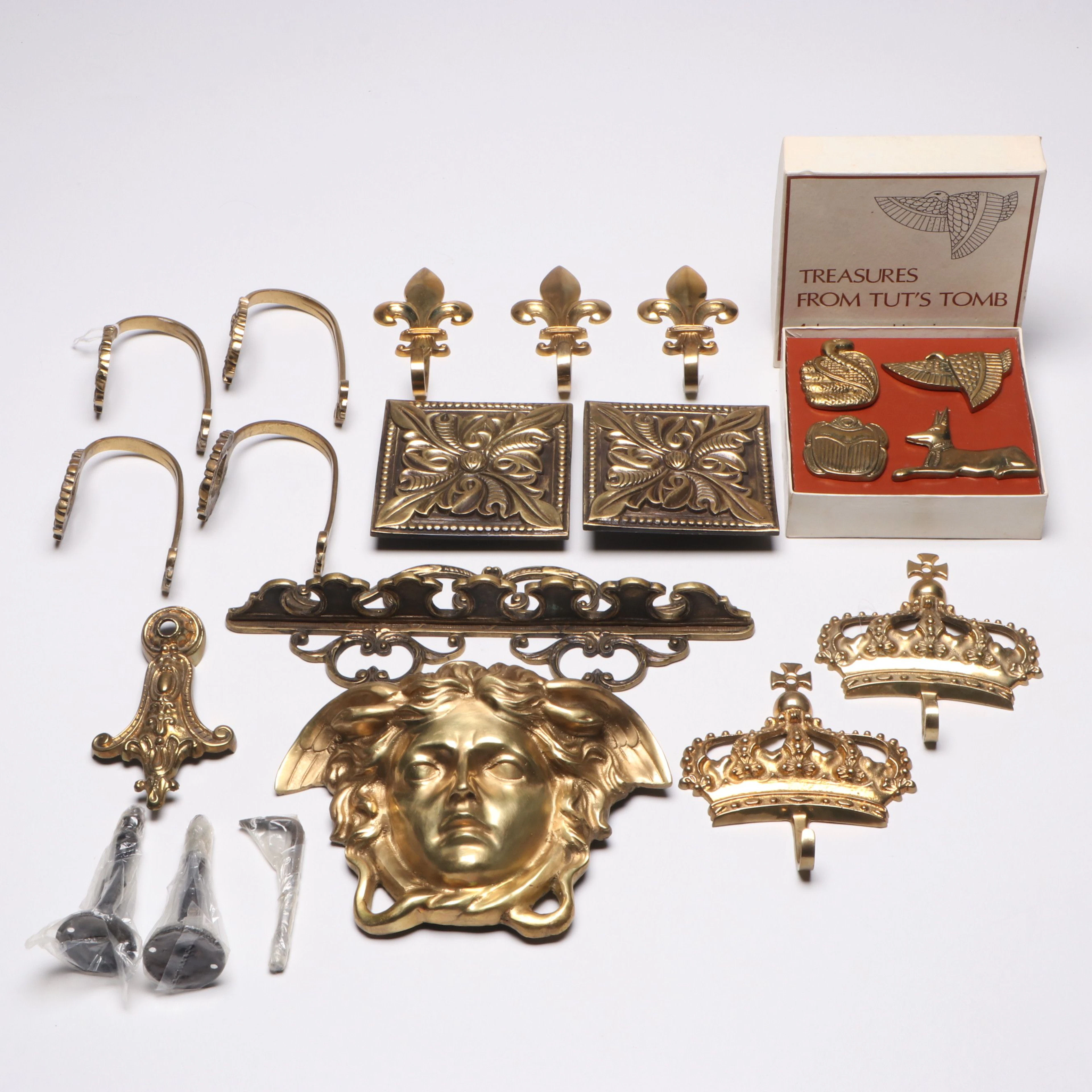 TasteSetter by Sigma "Treasures from Tut's Tomb" Brass Napkin Rings