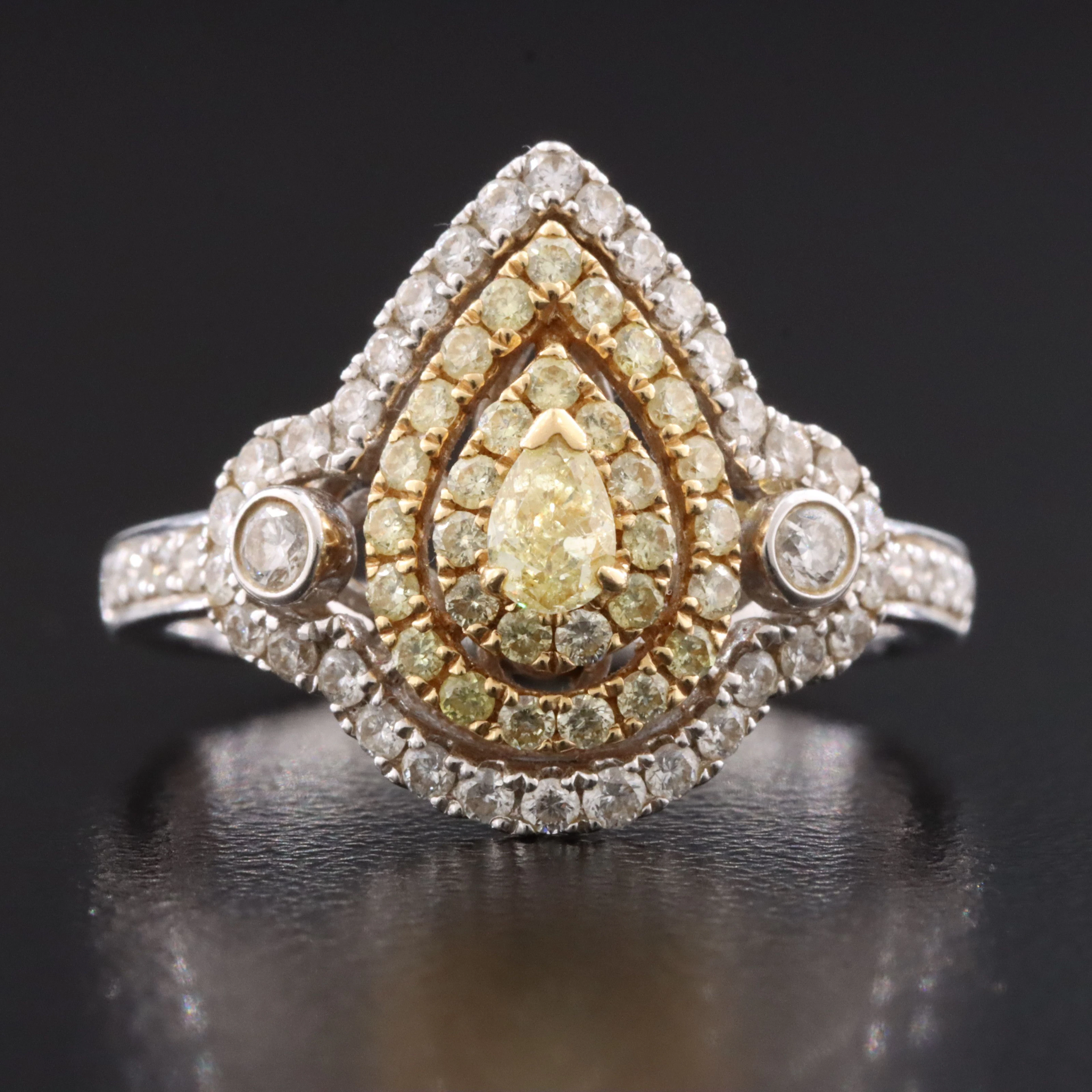 18K 0.98 CTW Diamond Teardrop Ring