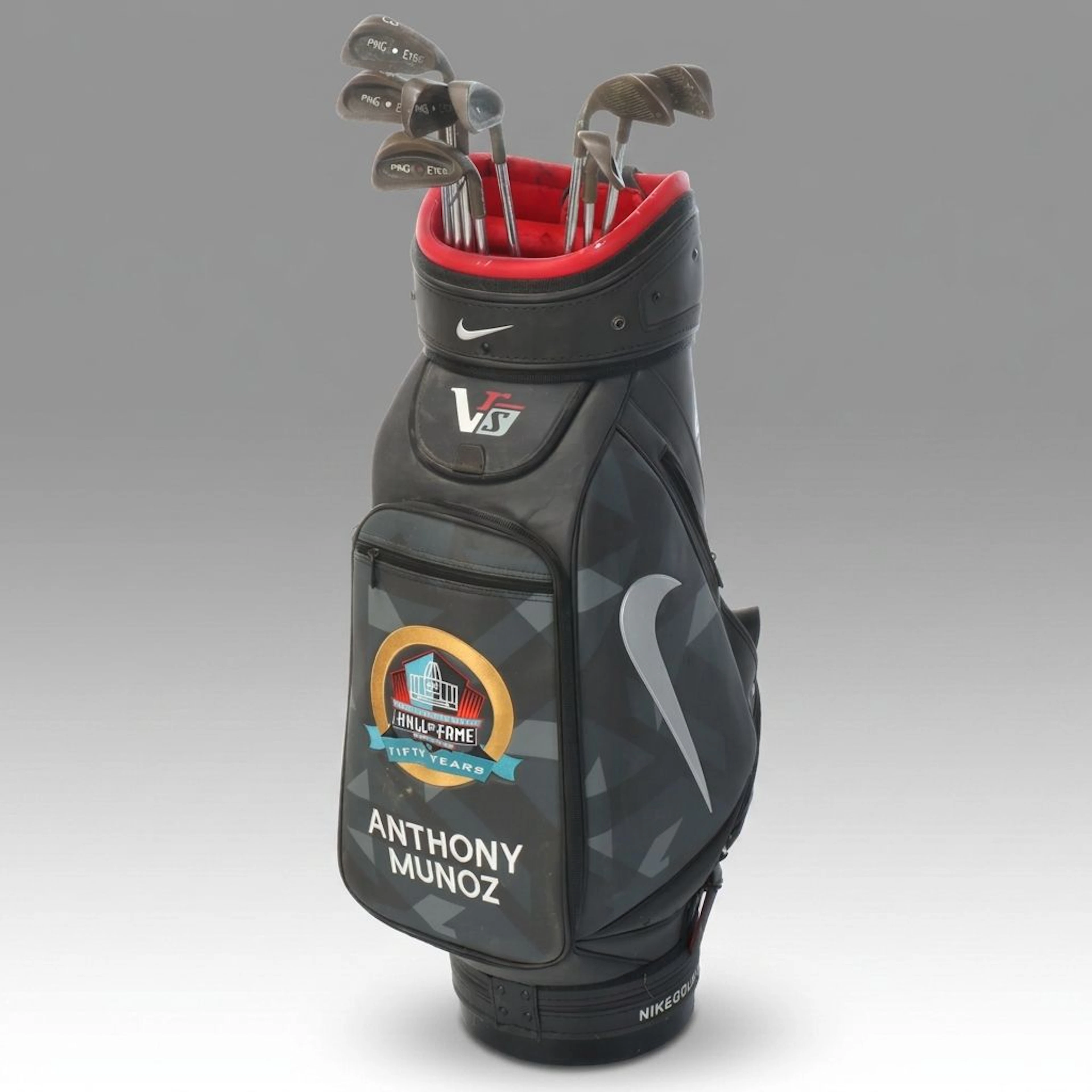 Anthony Muñoz Issued Nike VRS Golf Bag with Ping Eye 2 Golf Clubs