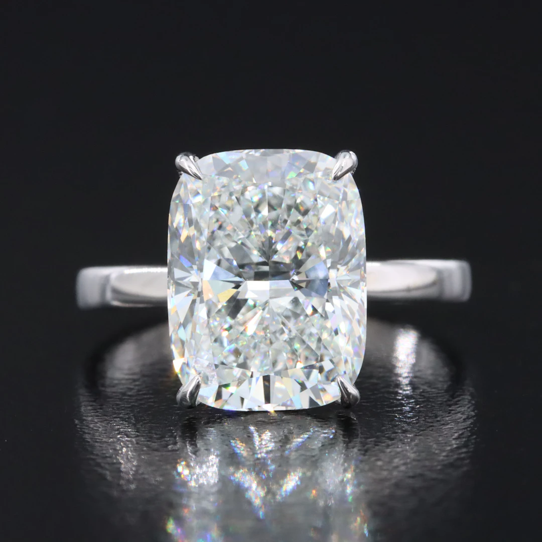 14K 5.10 CT Lab Grown Diamond Solitaire Ring with IGI Report