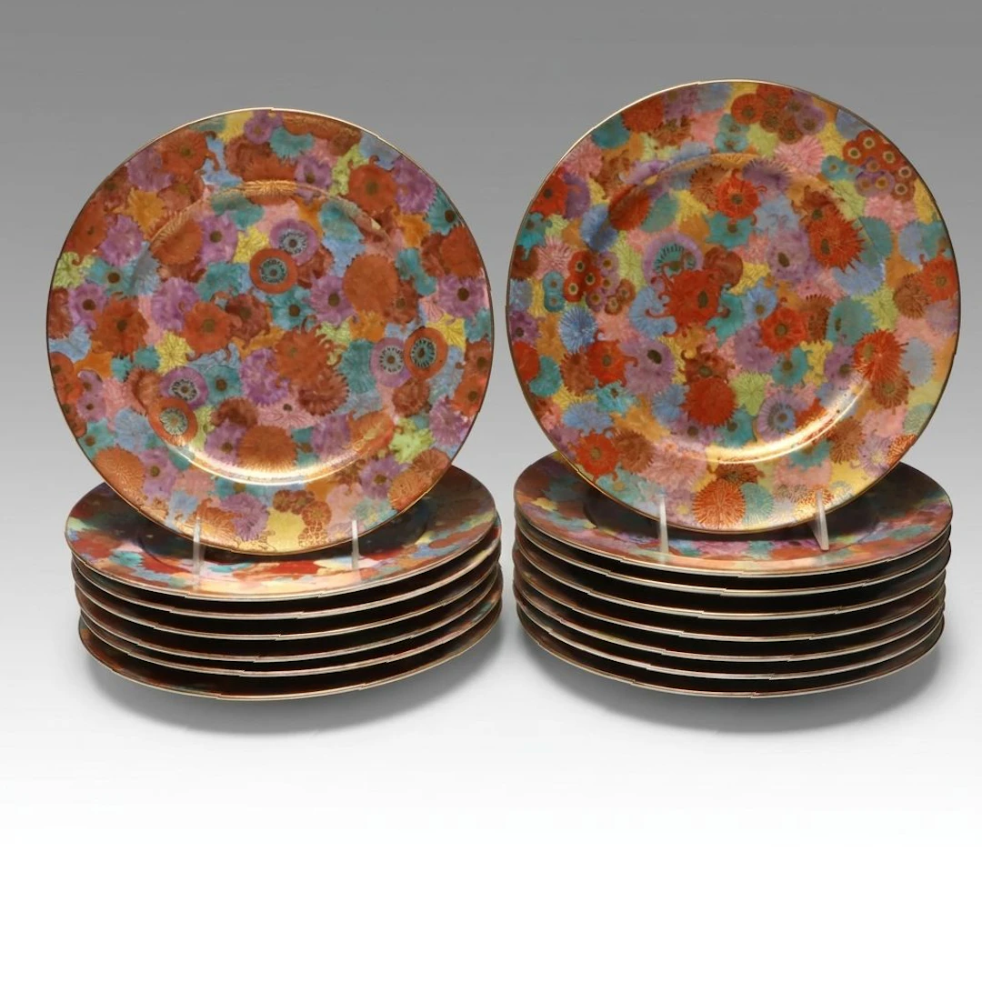William Rae Japanese Export Thousand Flowers Porcelain Dinner Plates
