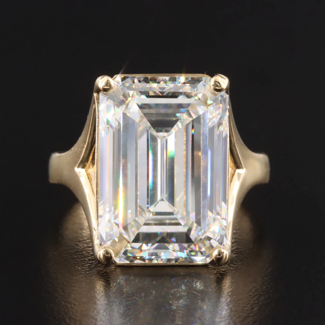 18K 12.54 CT Lab Grown Diamond Solitaire Ring with IGI Report