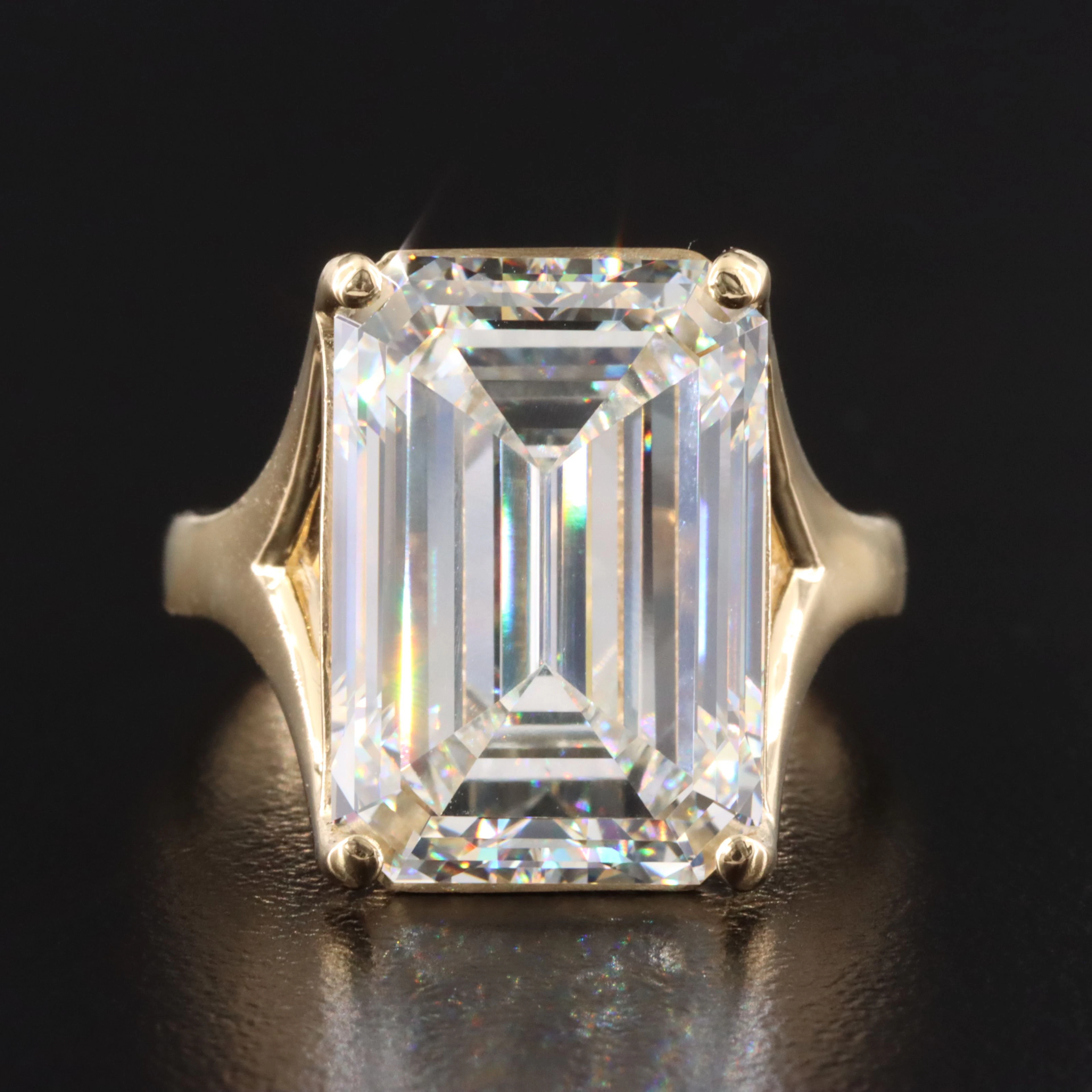 18K 12.54 CT Lab Grown Diamond Solitaire Ring with IGI Report