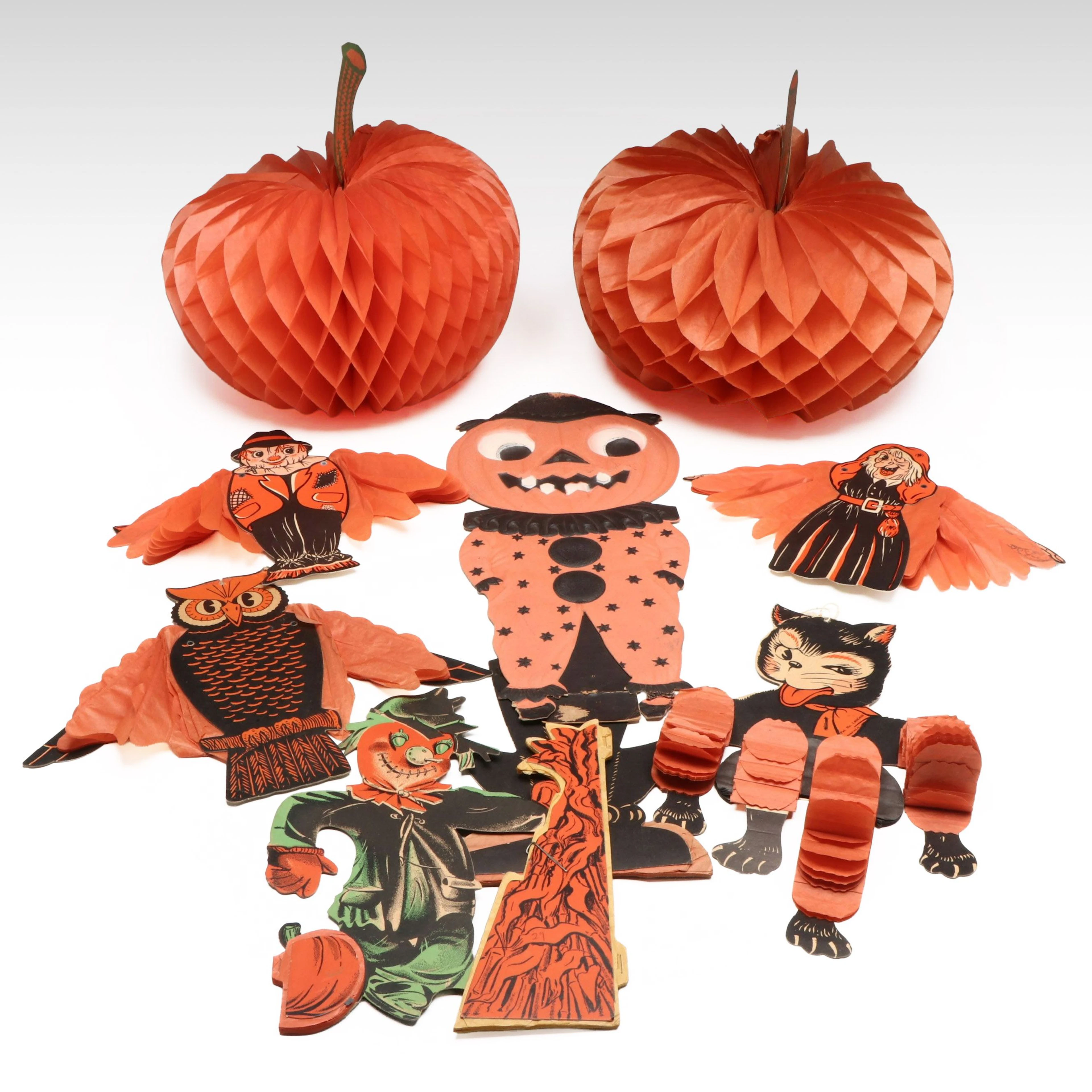 Beistle Halloween Honeycomb Cat with Pumpkins and More, Early to Mid-20th C.