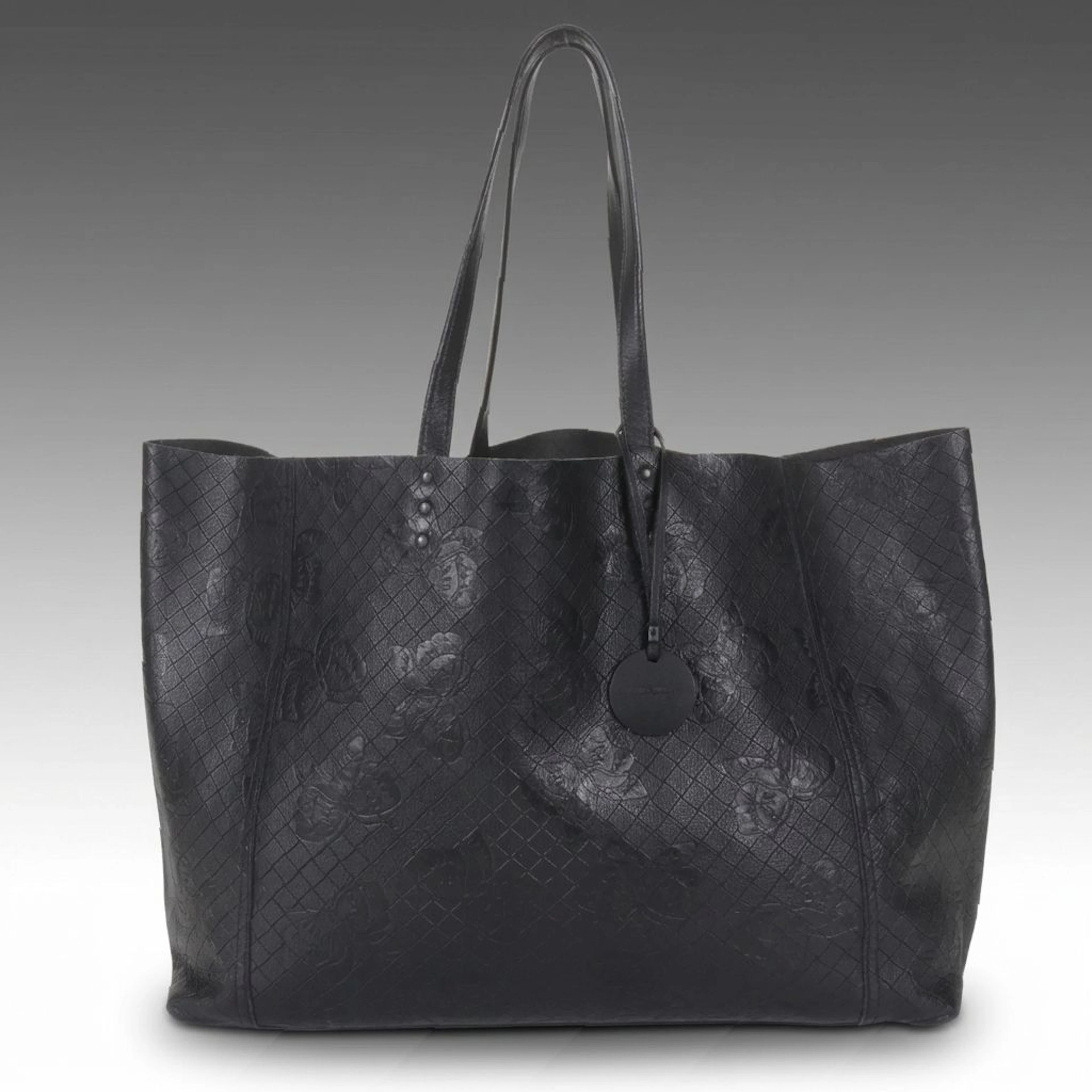 Bottega Veneta Butterfly Tote in Black Intrecciomirage Leather