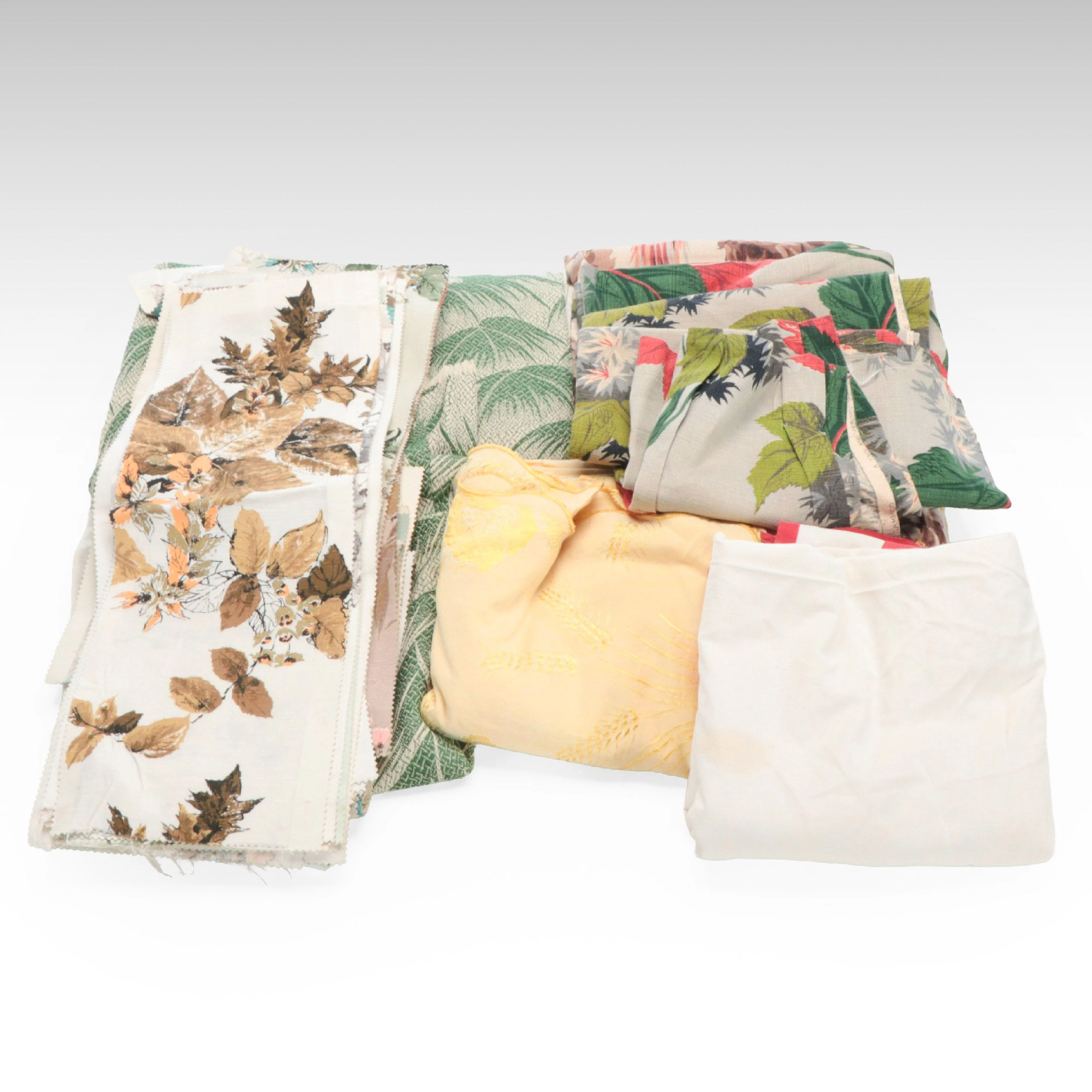 Vintage Curtains with Fabric Swatches and Tablecloths, Mid to Late 20th Century