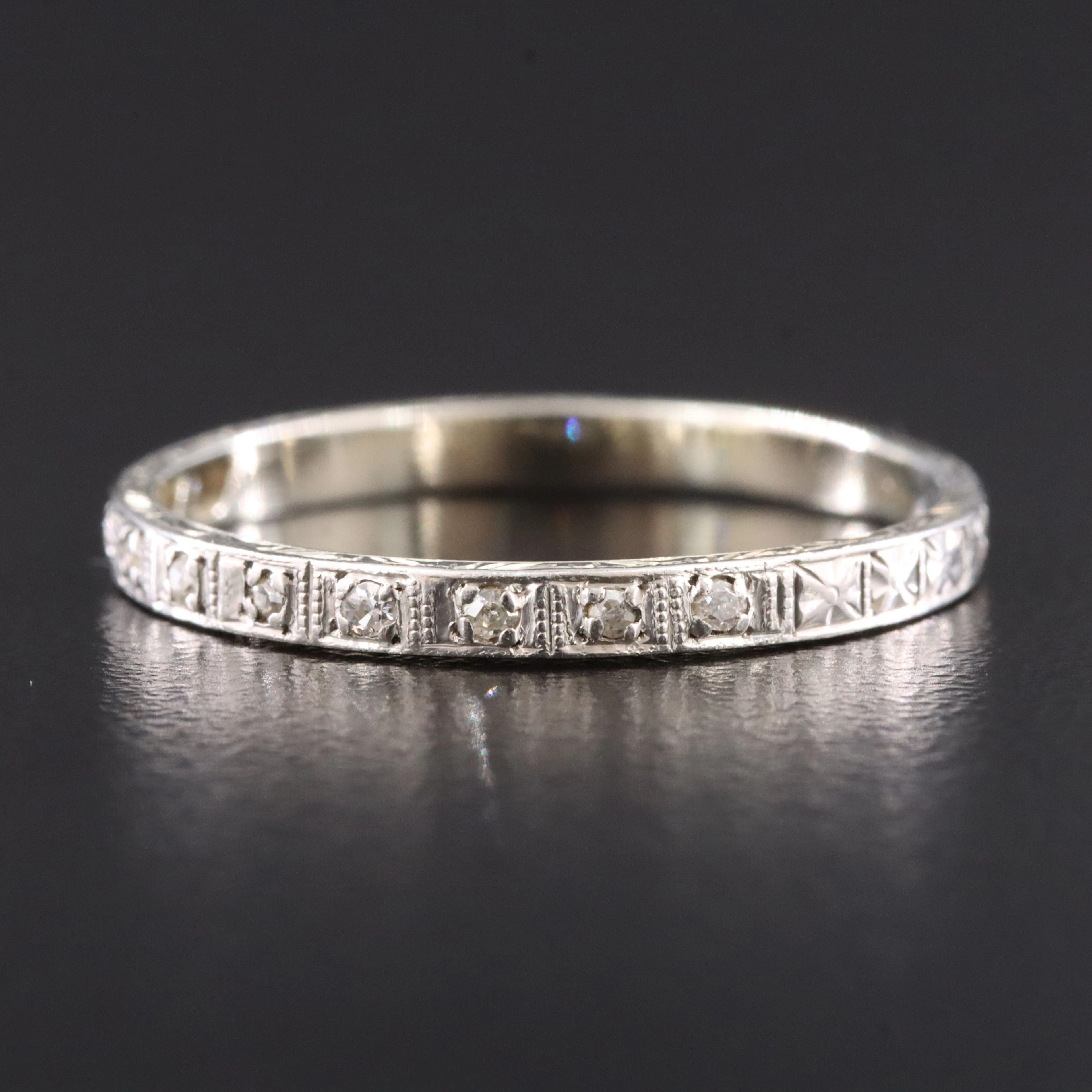 1930s 18K and Platinum Floral 0.07 CTW Diamond Engraved Band