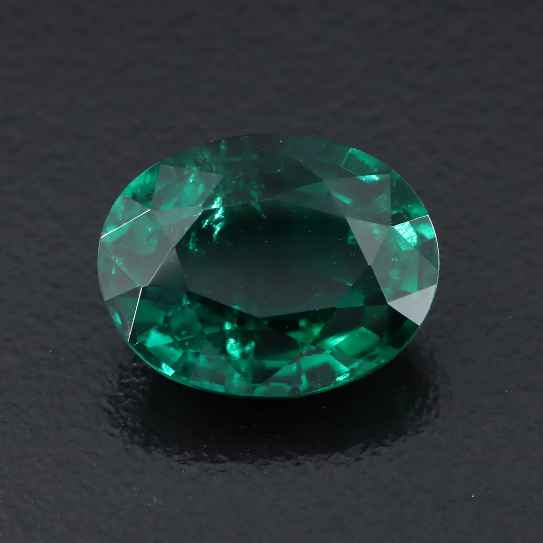 Loose 6.84 CT Lab Grown Emerald