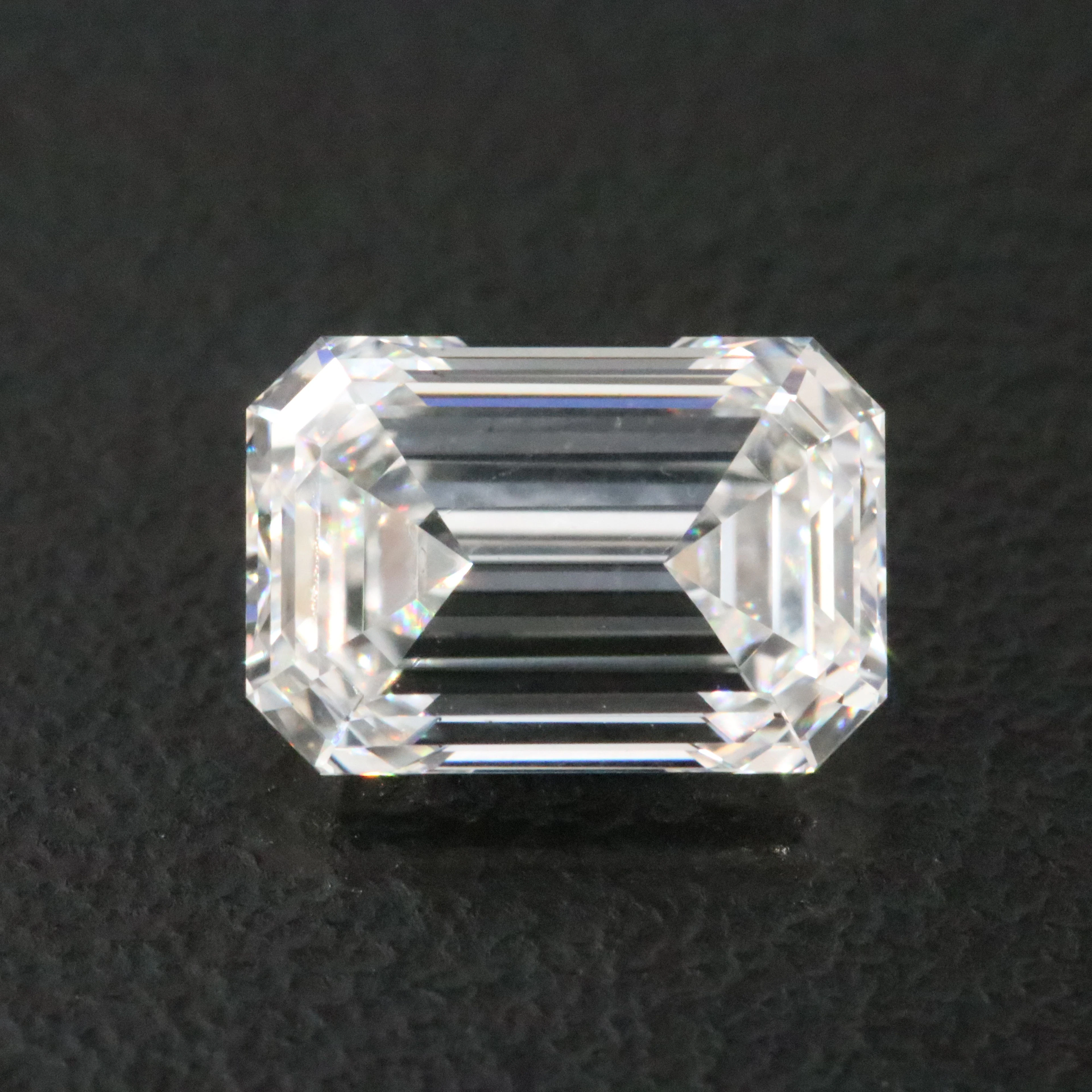 Loose 1.99 CT Lab Grown Diamond with IGI Report