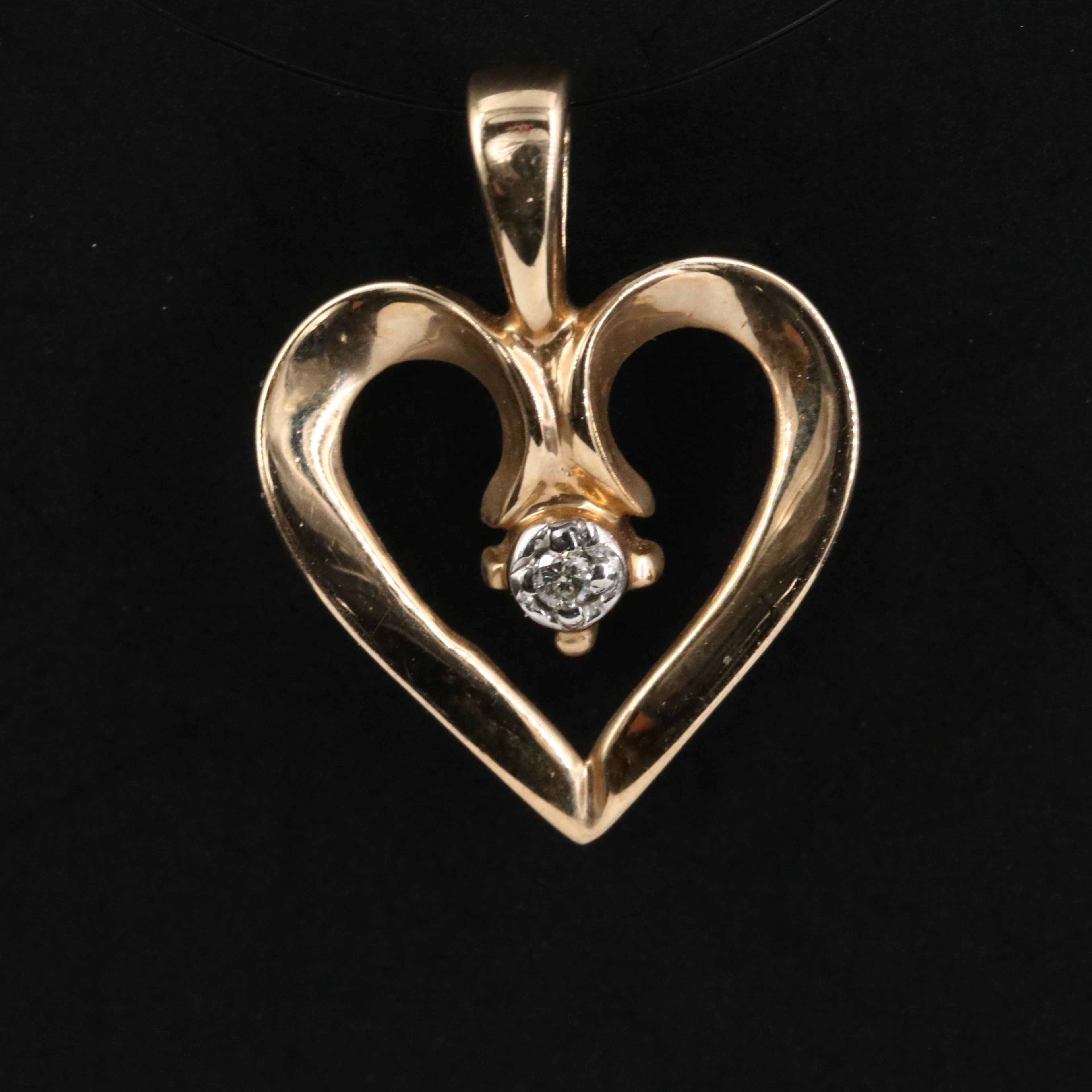 10K 0.01 CT Diamond Heart Pendant