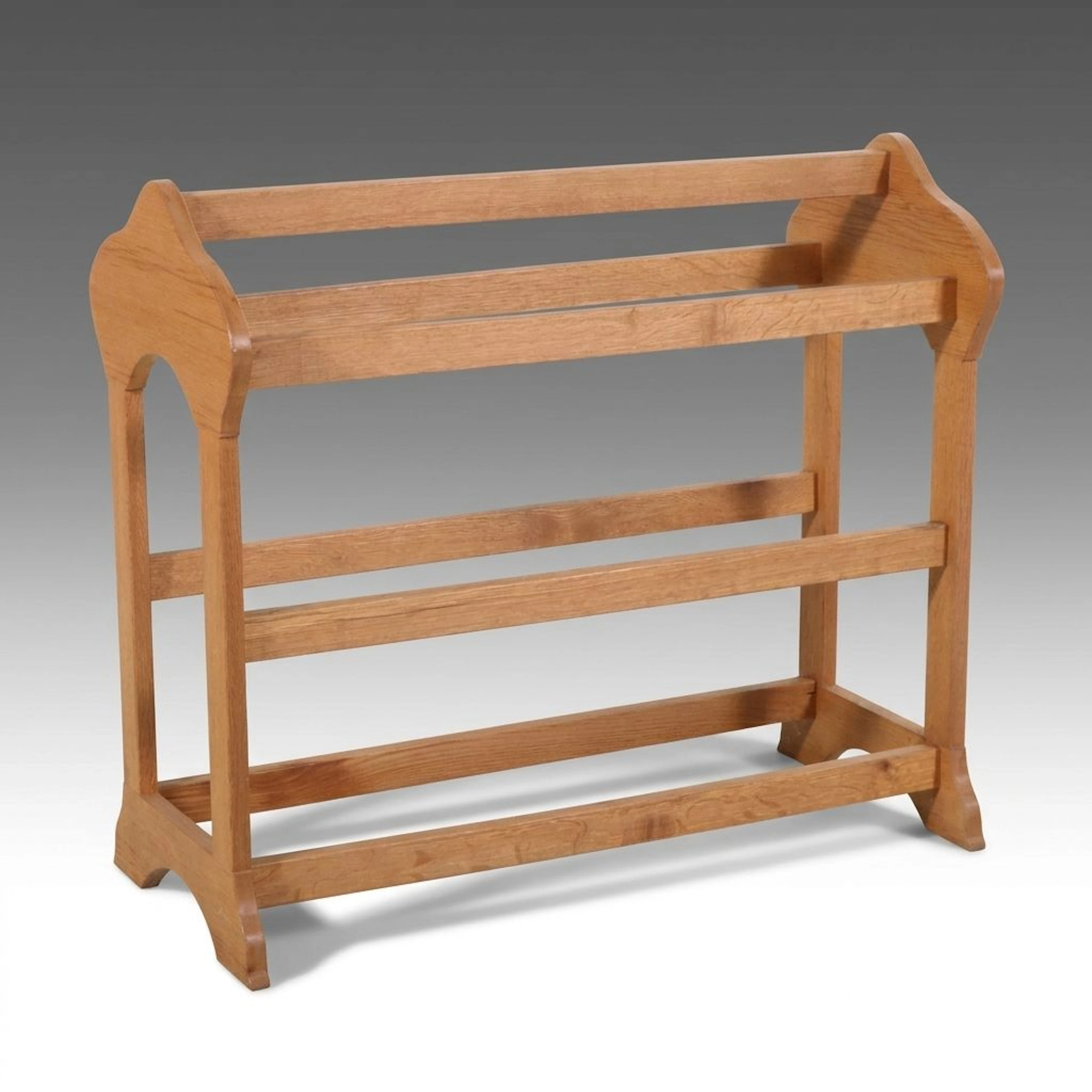 Freestanding Wooden Quilt and Blanket Rack