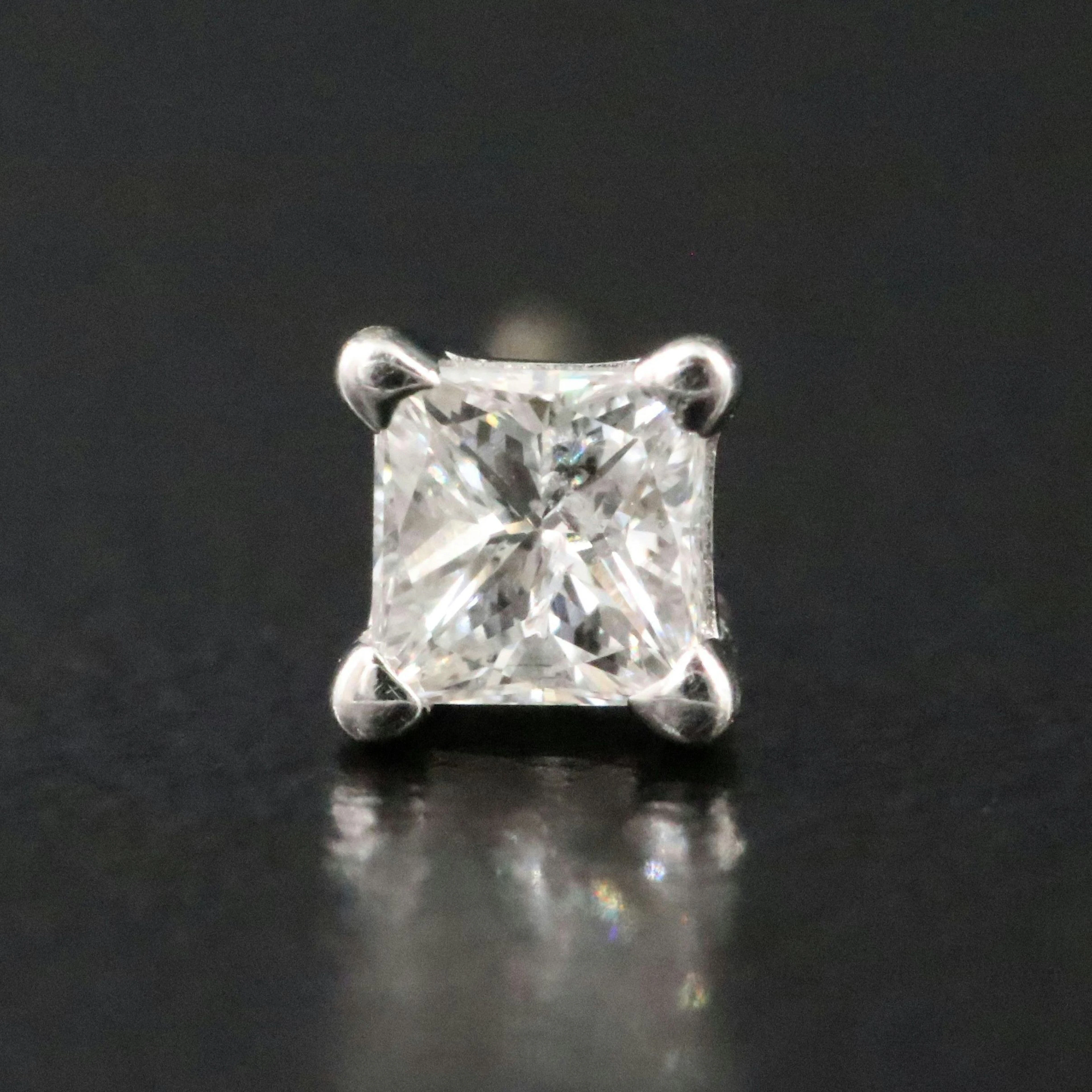 14K 0.12 CT Diamond Solitaire Single Earring