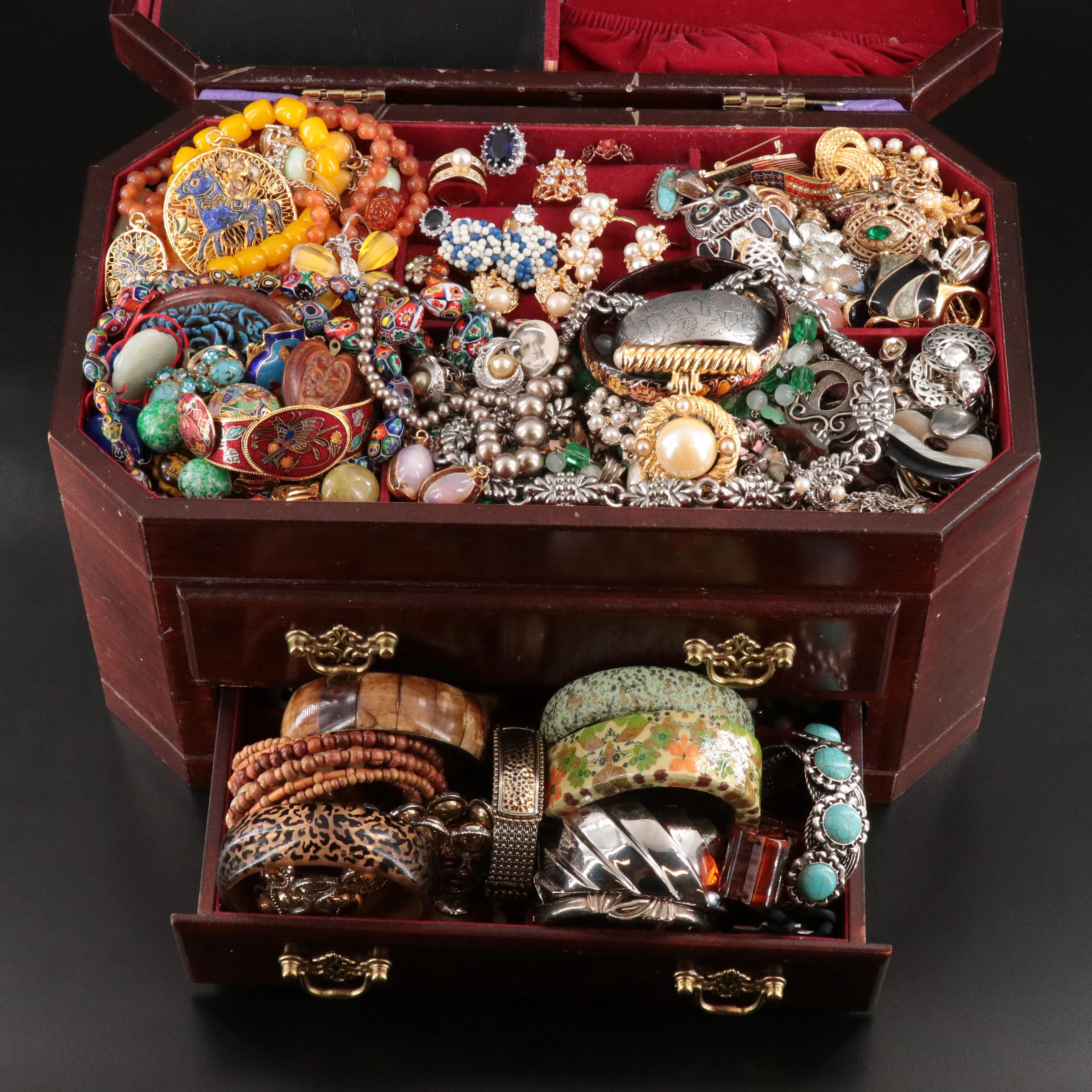 Uncommon Discoveries: Vintage Jewelry Collection