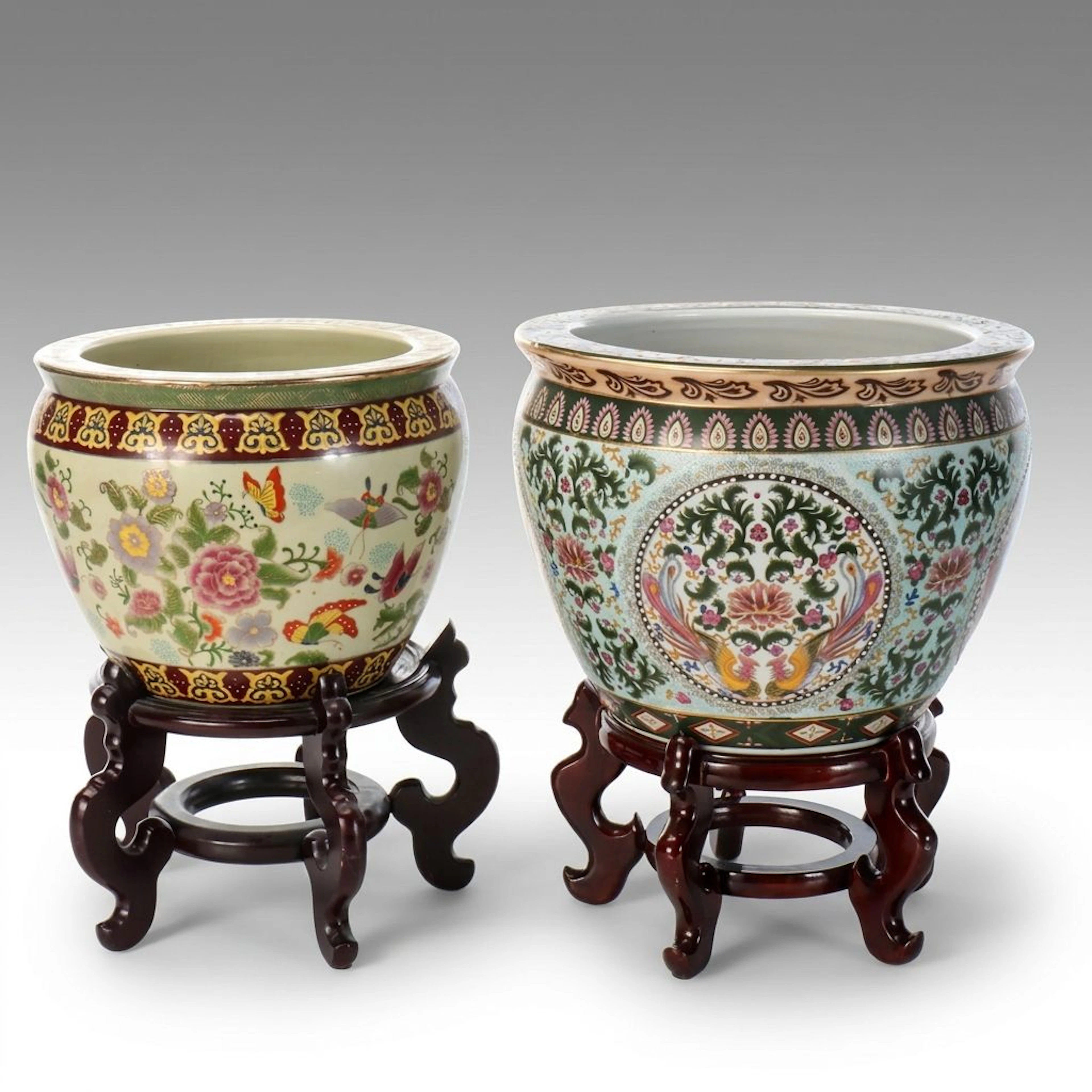 Chinese Famille Verte Hand-Painted Porcelain Fishbowl Planter on Wood Stand