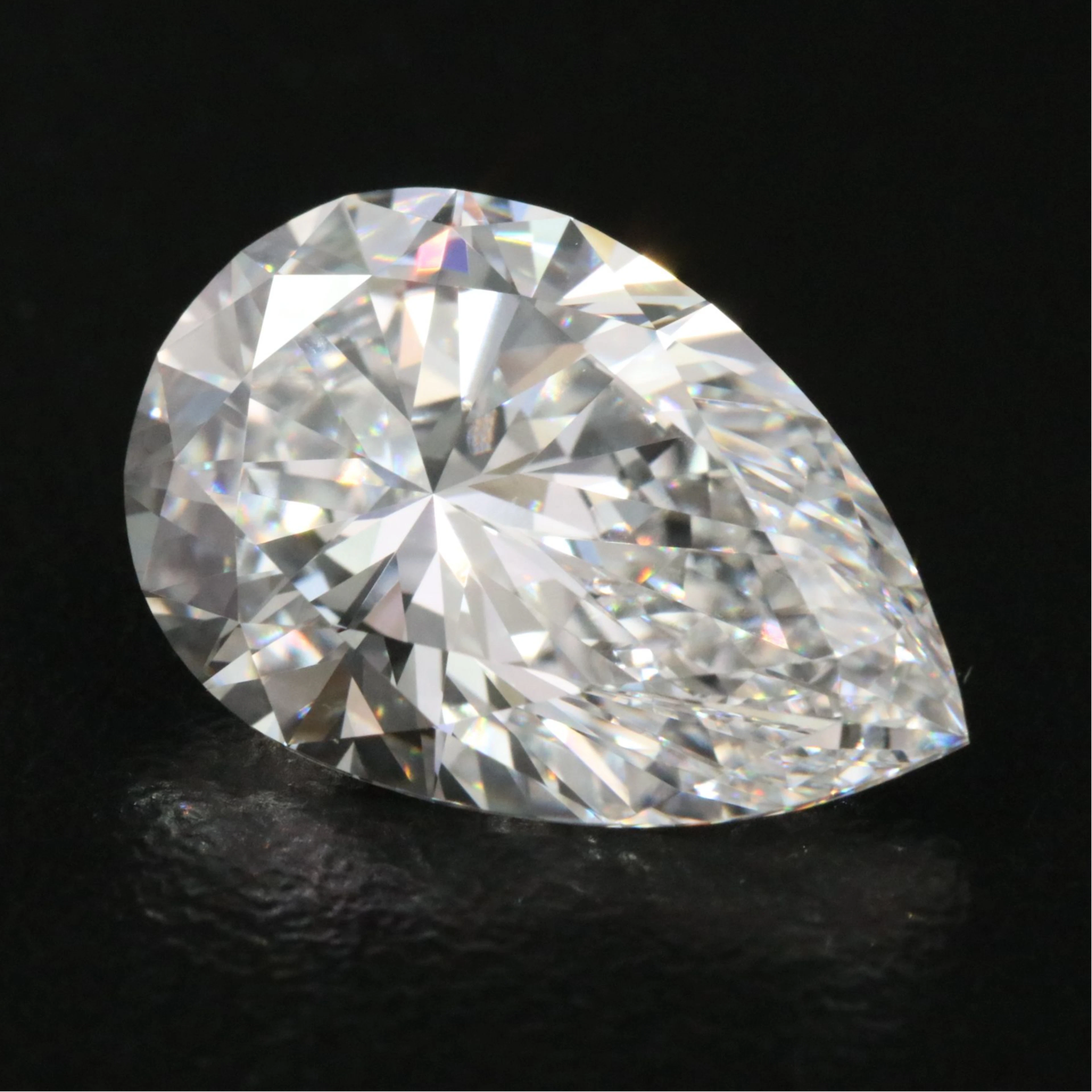Loose 5.07 CT Lab Grown Diamond with IGI Report