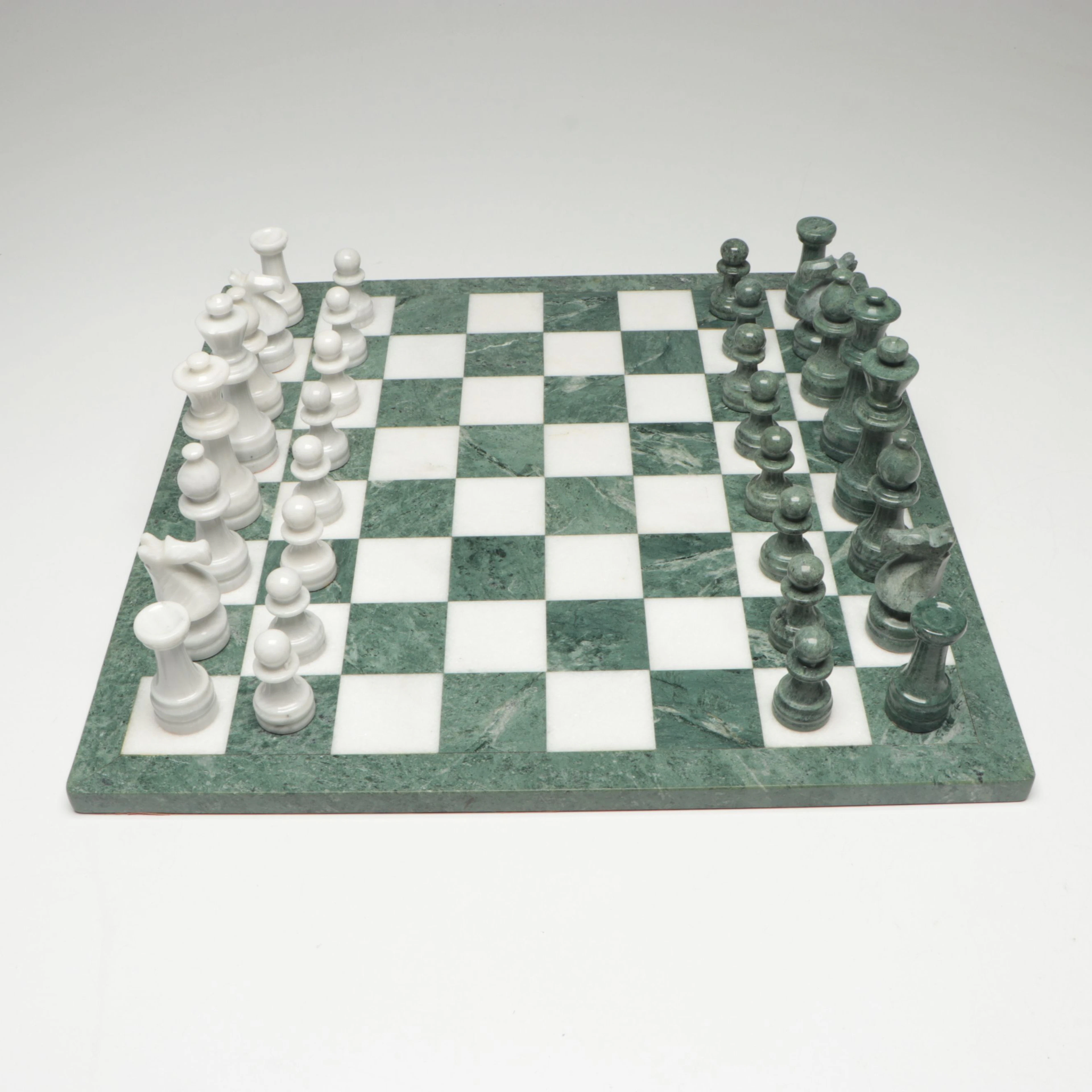 Green Marble and Stone Chess Set, Late 20th to Early 21st Century