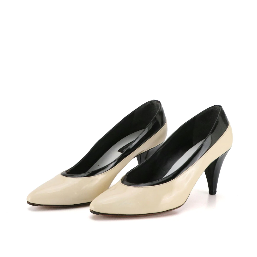 Neiman Marcus Vintage 1960s B&W Patent Leather Pumps