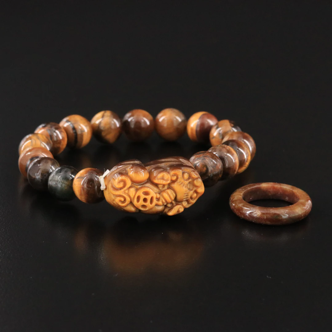 Carved Tigers Eye Guardian Lion & Agate Hololith Ring