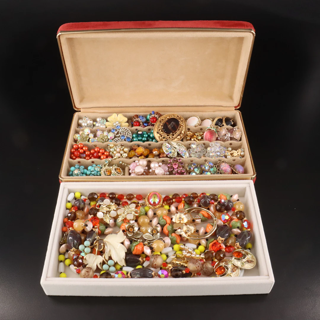Uncommon Discoveries: Vintage Jewelry Collection