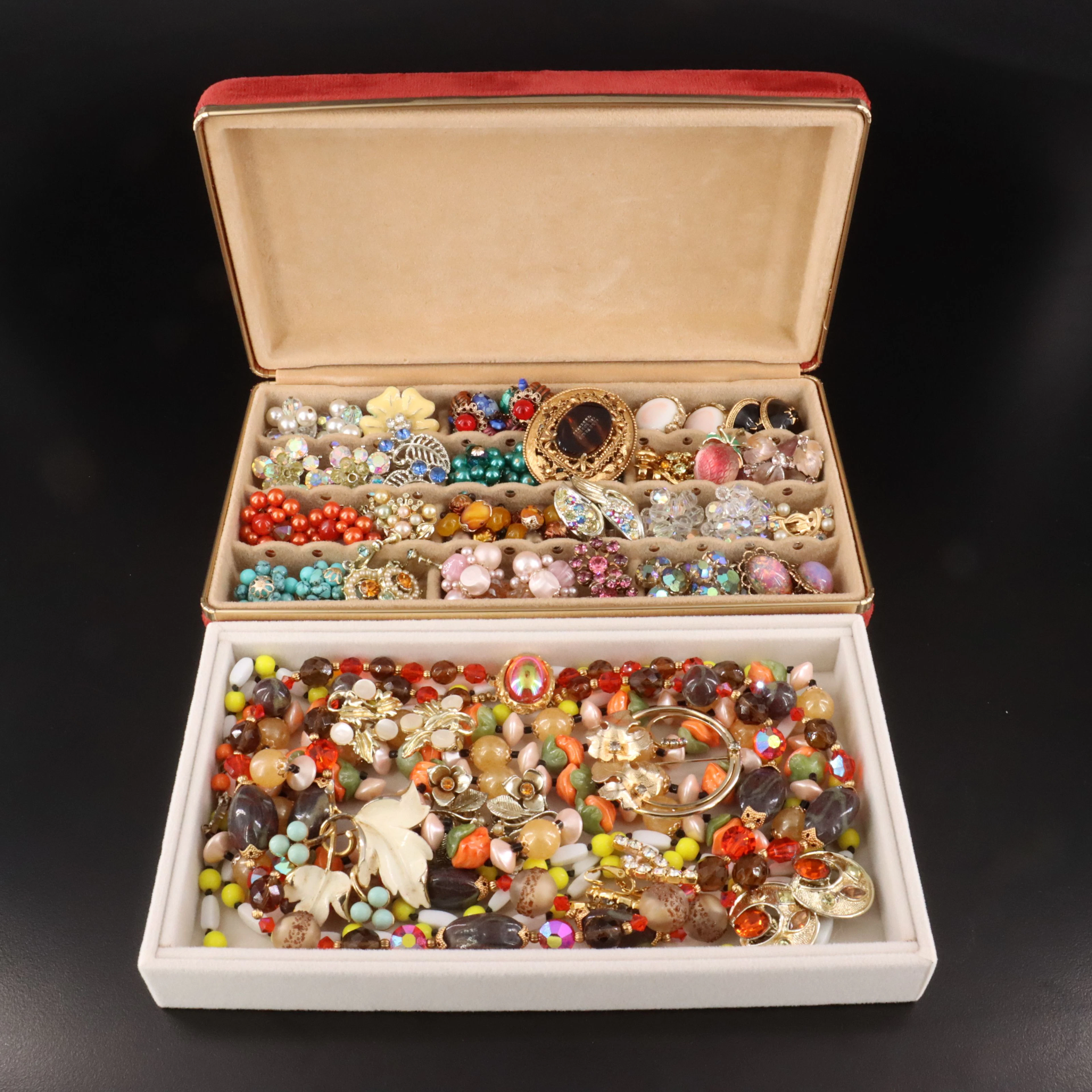 Uncommon Discoveries: Vintage Jewelry Collection