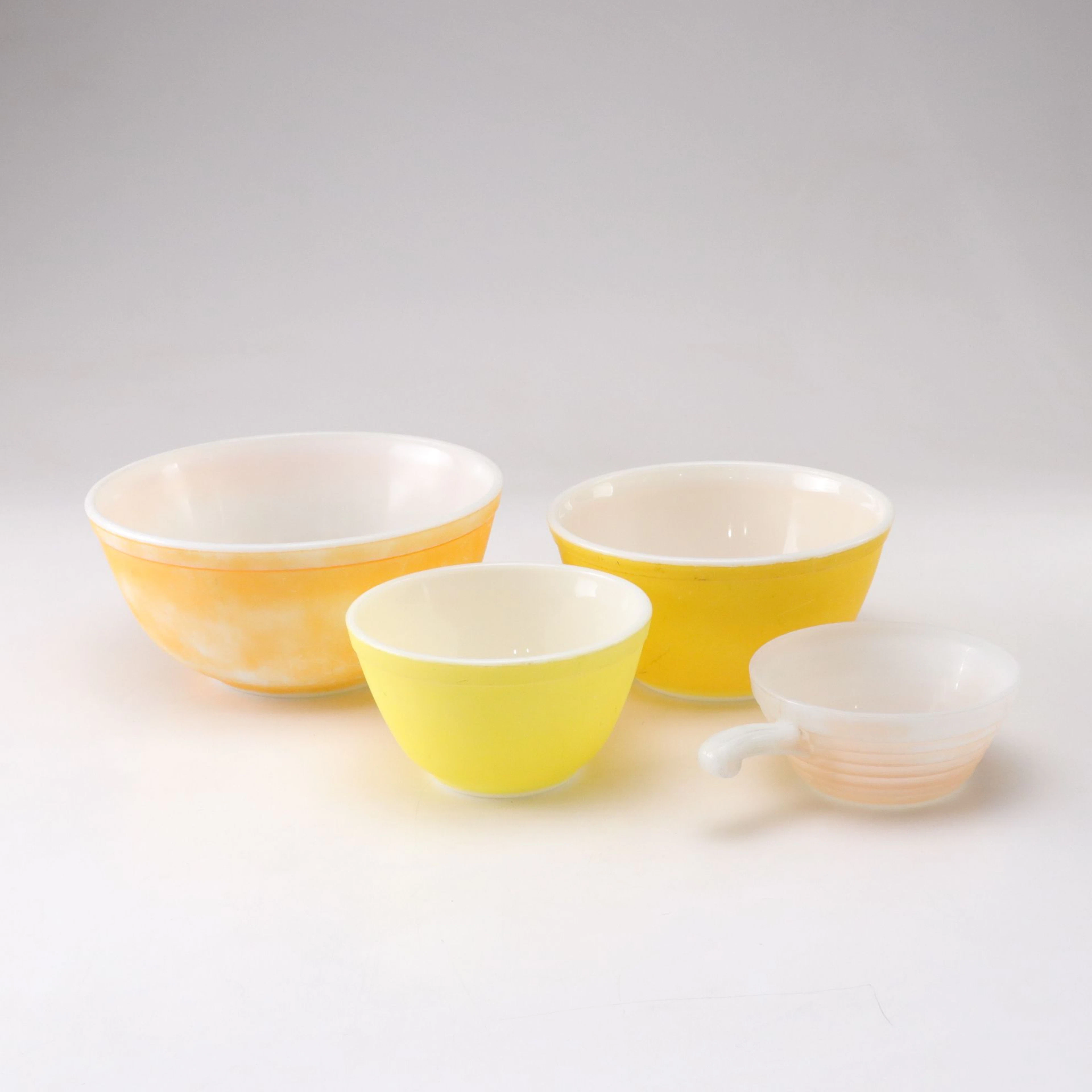 Pyrex Oven Wear "Primary Colors" Bowls and Fire-King "Beehive" Handled