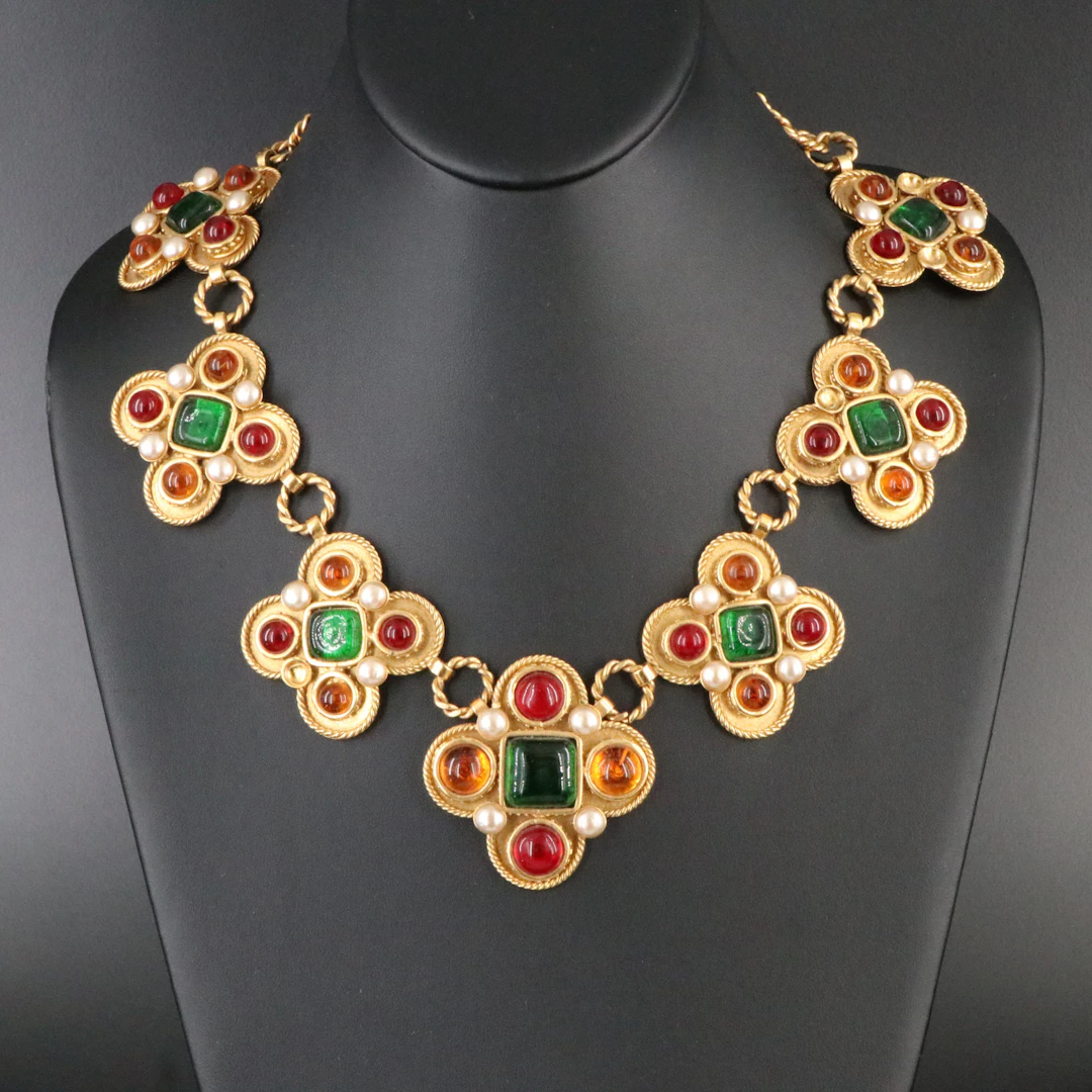 Chanel Gripoix Glass and Faux Pearl Necklace, 1988