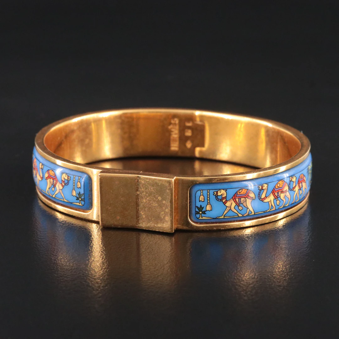 Hermès Loquet Camel Motif Enamel Bracelet