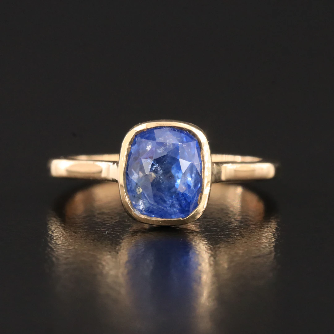 18K 3.15 CT Unheated Ceylon Sapphire Solitaire Ring with GIA Report