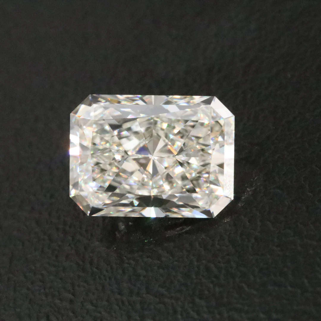 Loose 2.86 CT Lab Grown Diamond with IGI Report