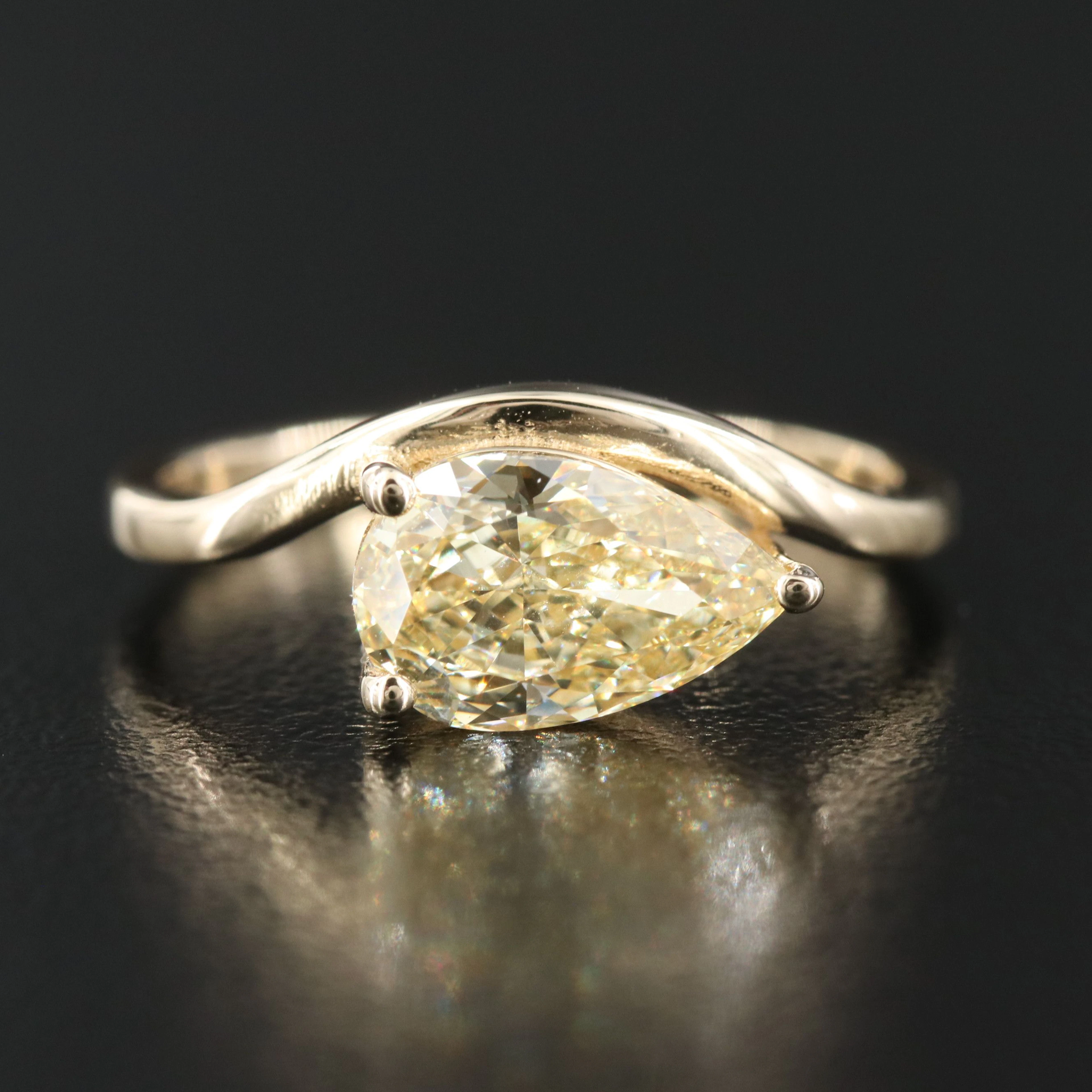 14K 1.59 CT Fancy Vivid Yellow Lab Grown Diamond Solitaire Ring with IGI Report