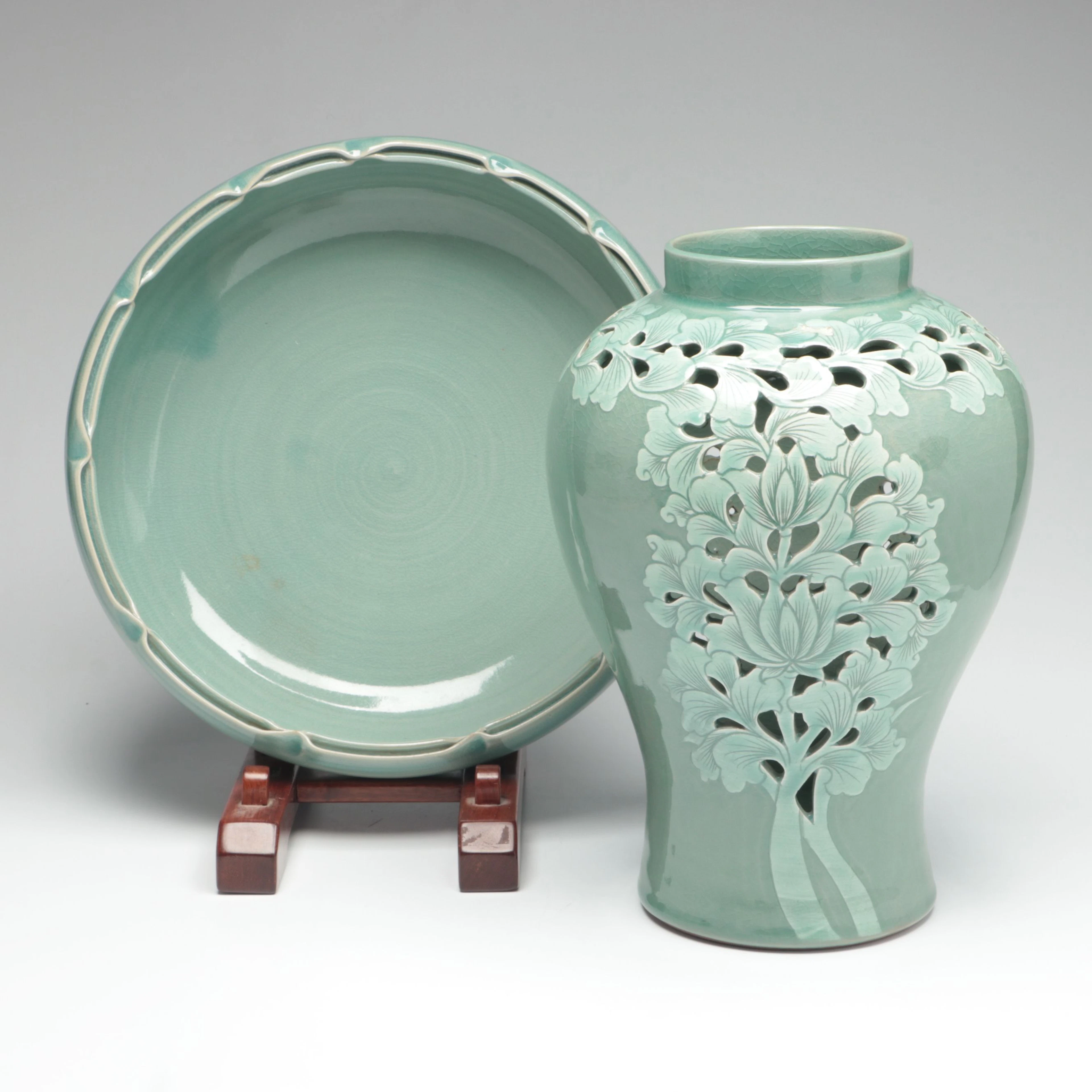 Signed Korean Celadon Pierced Floral Porcelain Vase with Bowl on Wood Stand