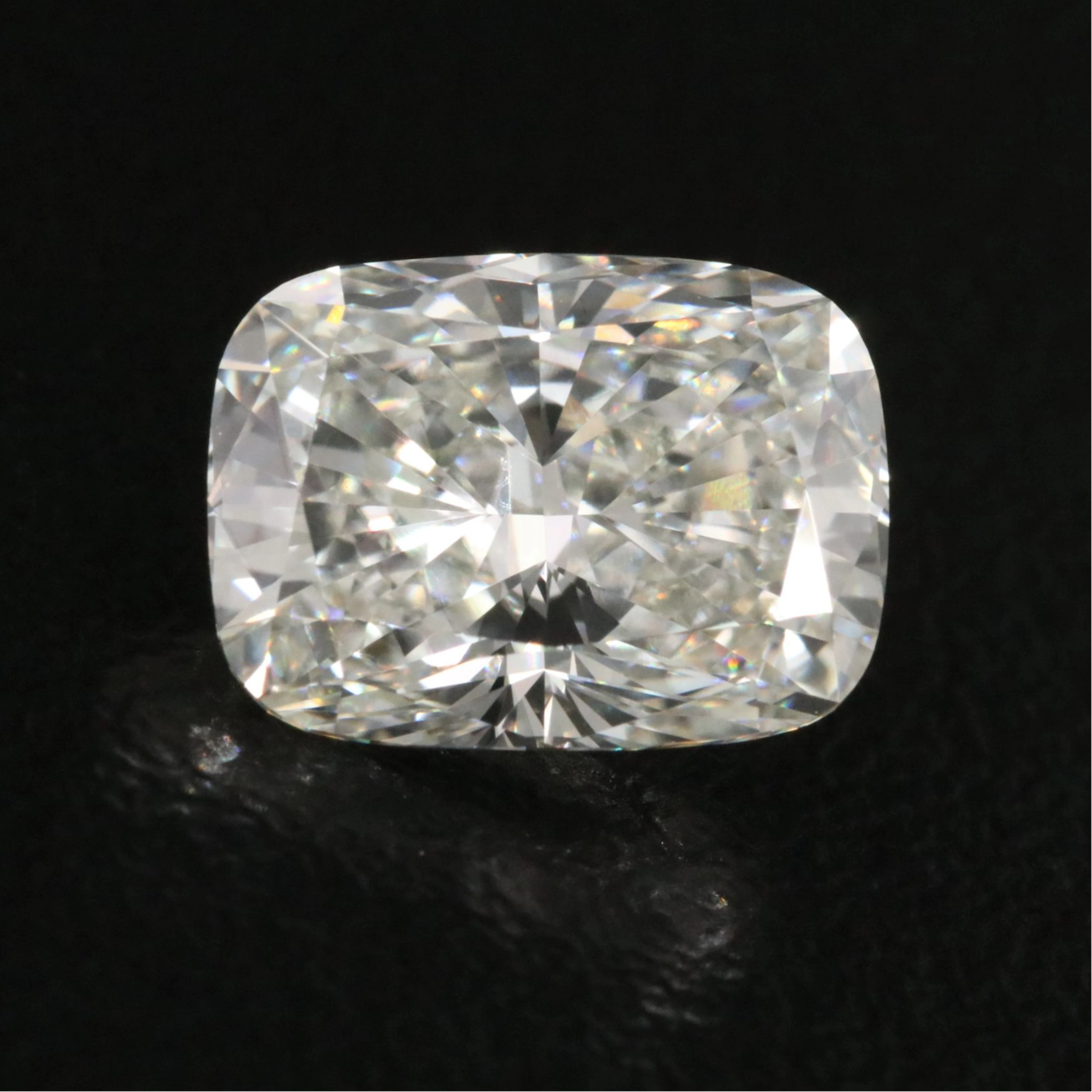 Loose 2.01 CT Lab Grown Diamond with IGI Report