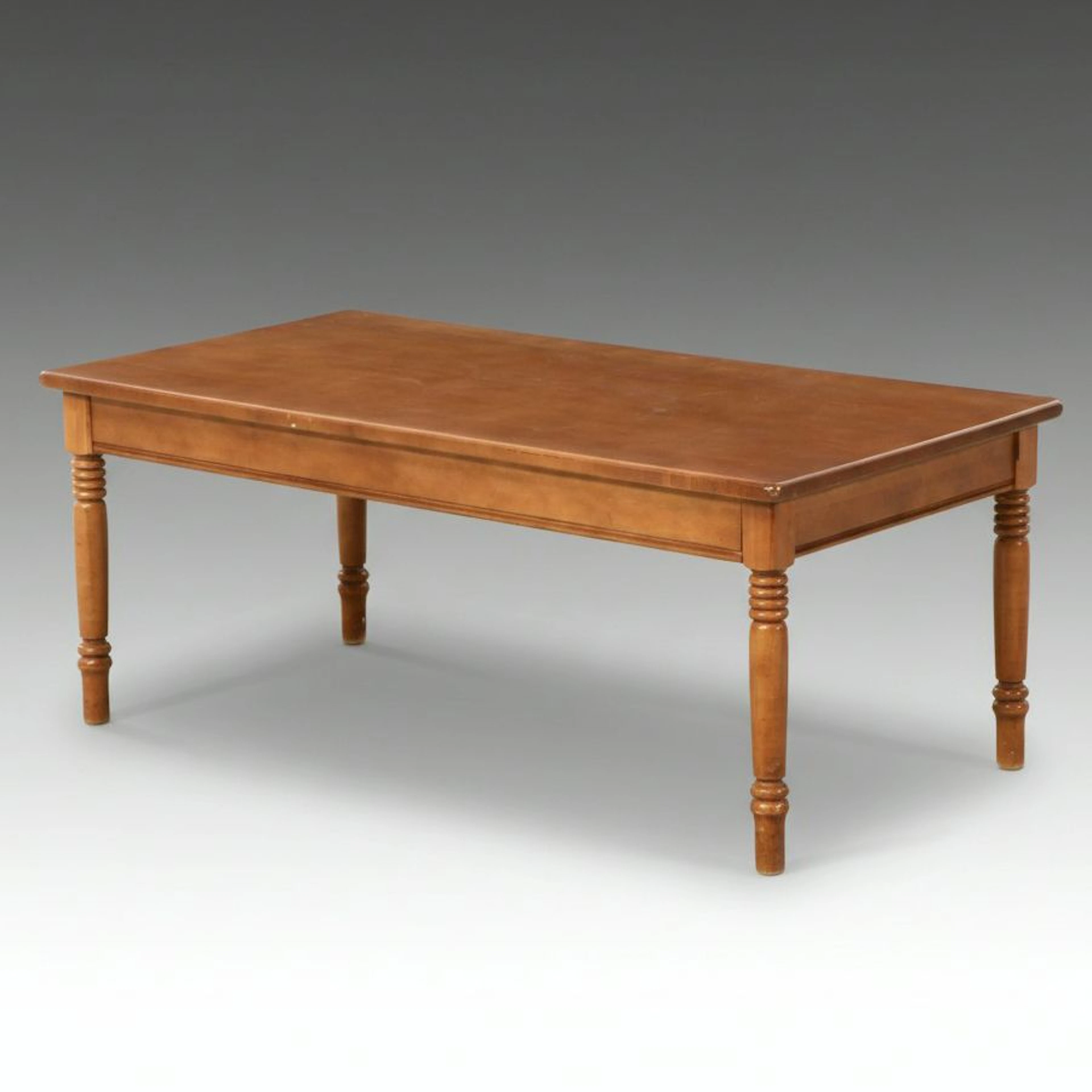 Colonial Furniture Co. Early American Revival Style Maple Coffee Table