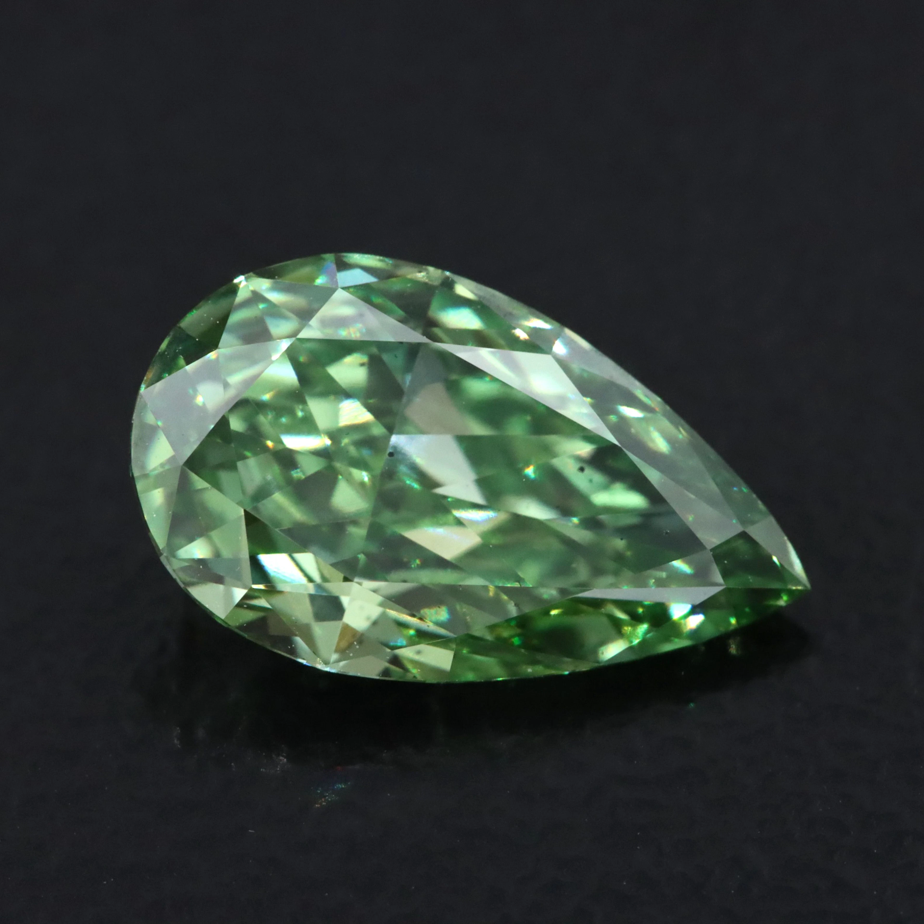 Loose 2.06 CT Lab Grown Fancy Vivid Green Diamond with IGI Report