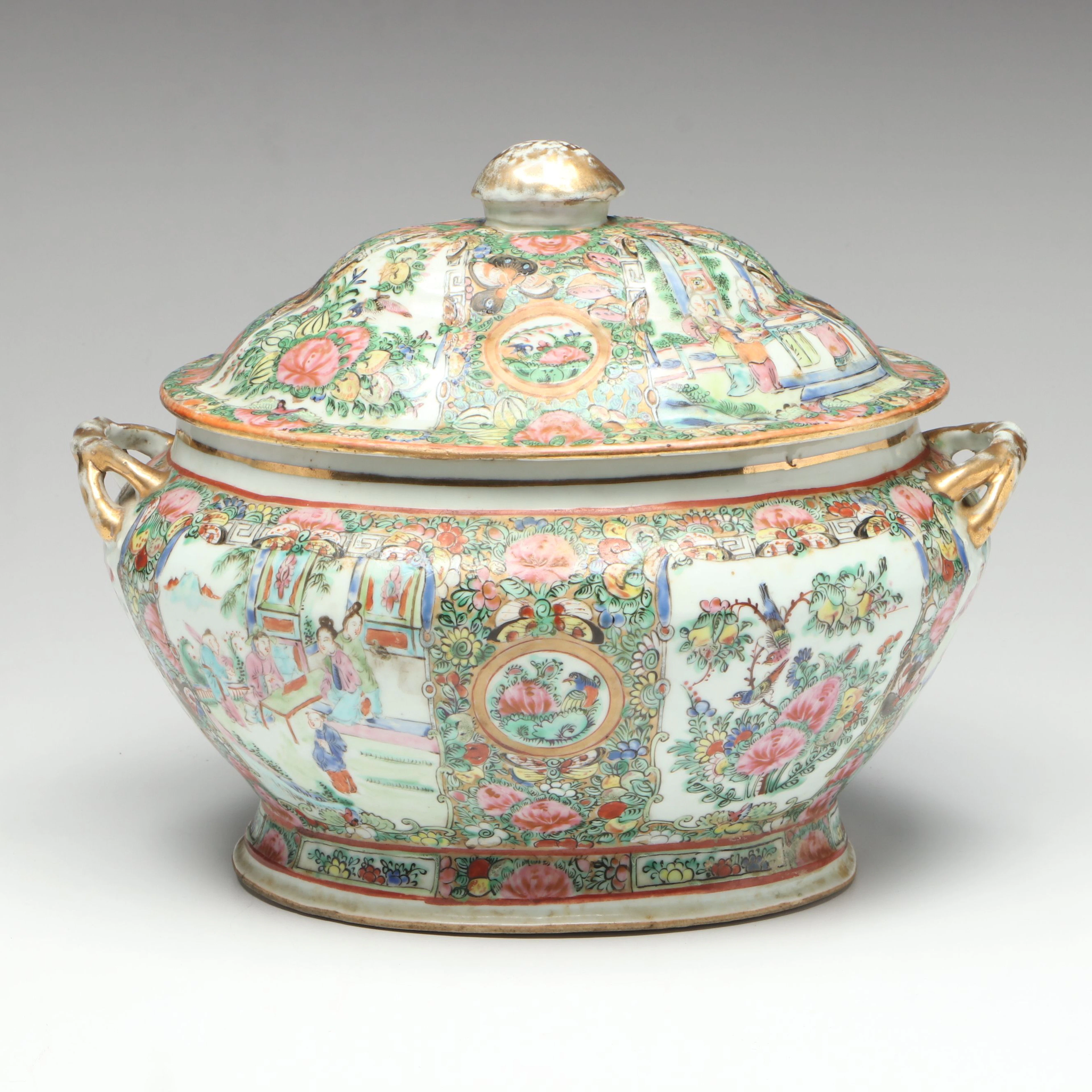 Chinese Export Hand-Painted Rose Medallion Porcelain Tureen