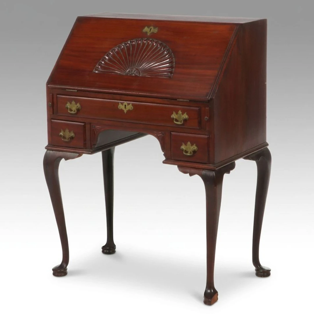 Queen Anne Style Carved Mahogany Slant-Front Desk, Mid to Late 20th Century