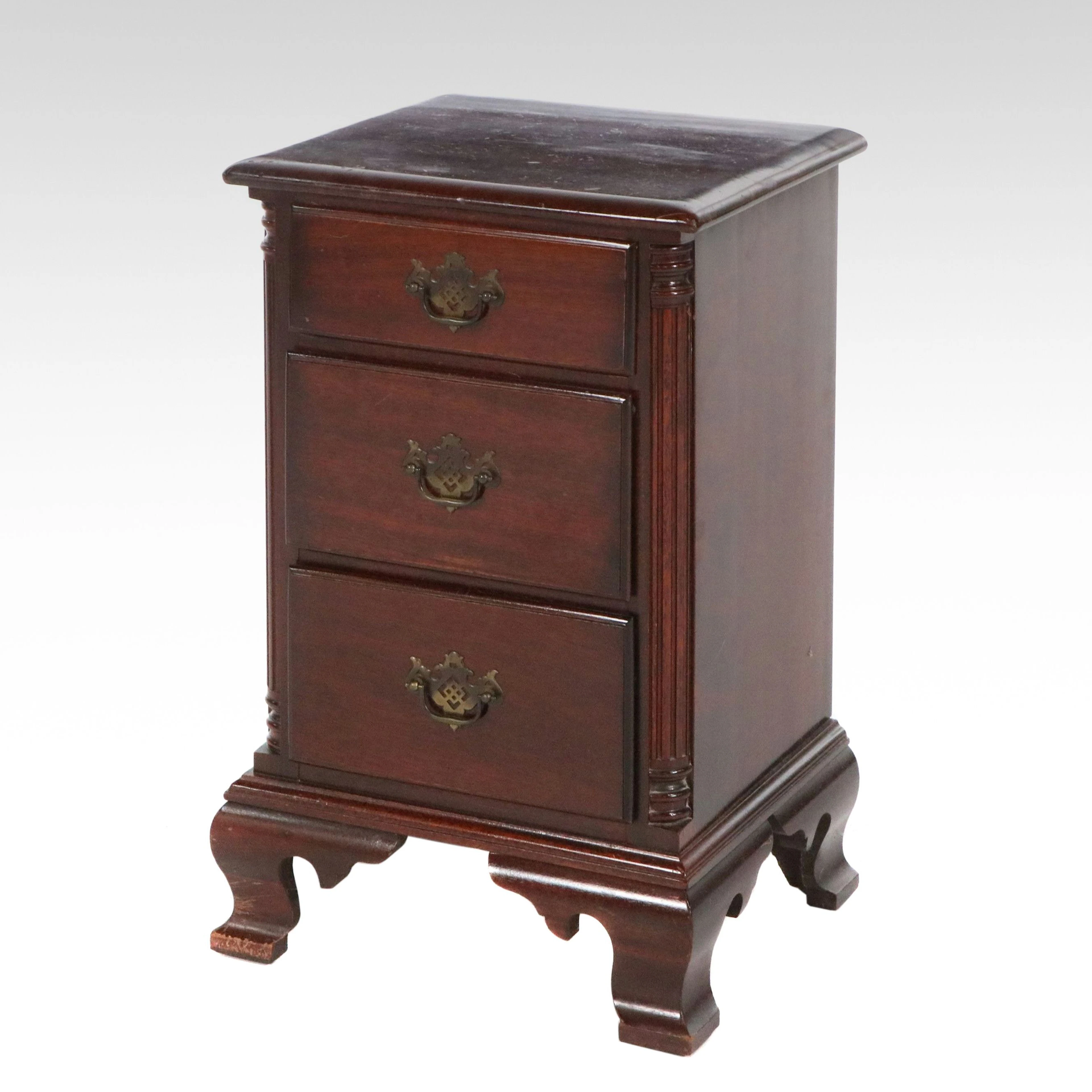 Kling Chippendale Style Mahogany Nightstand, Mid-20th Century