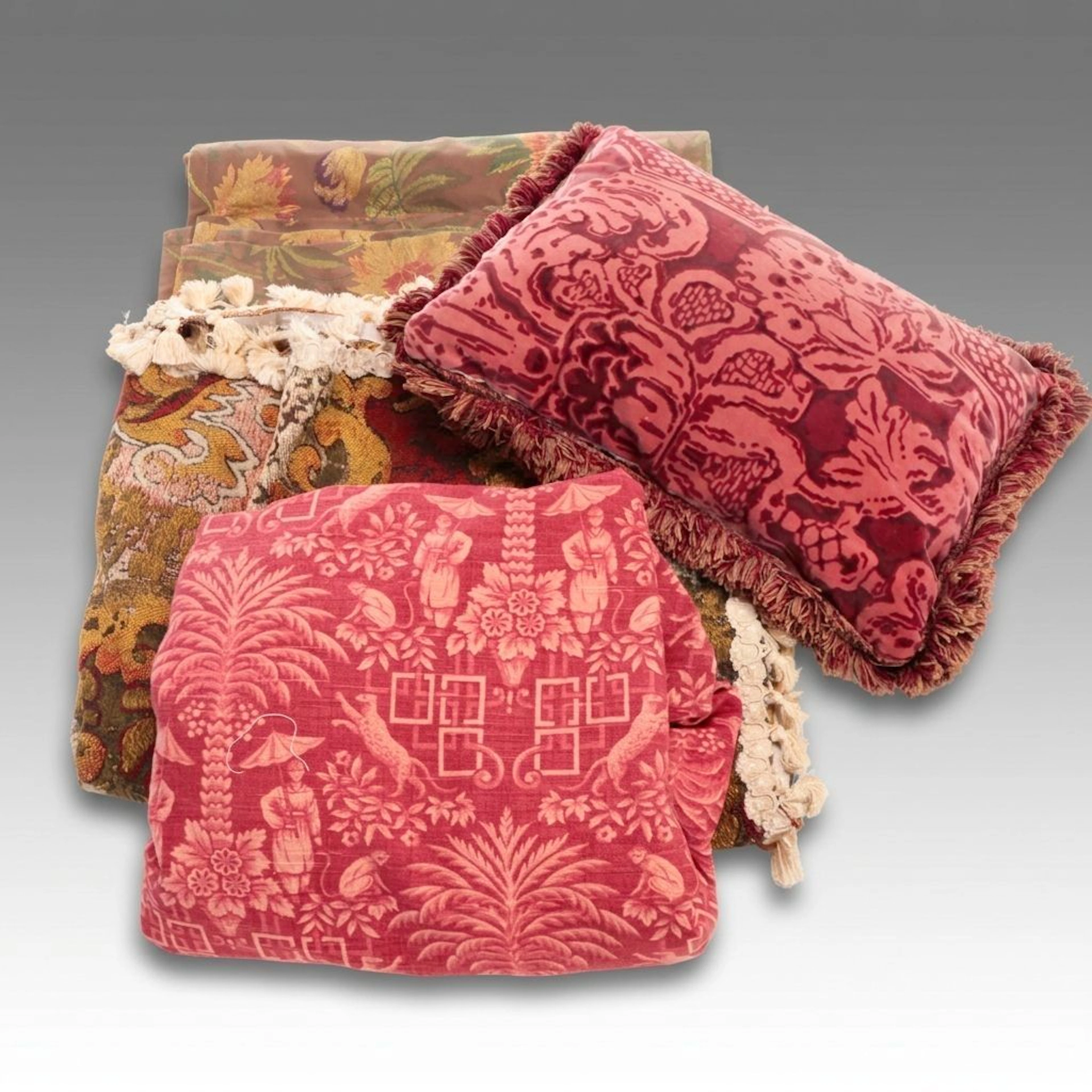 Chinoiserie, Baroque and Floral Style Linens with Accent Pillow