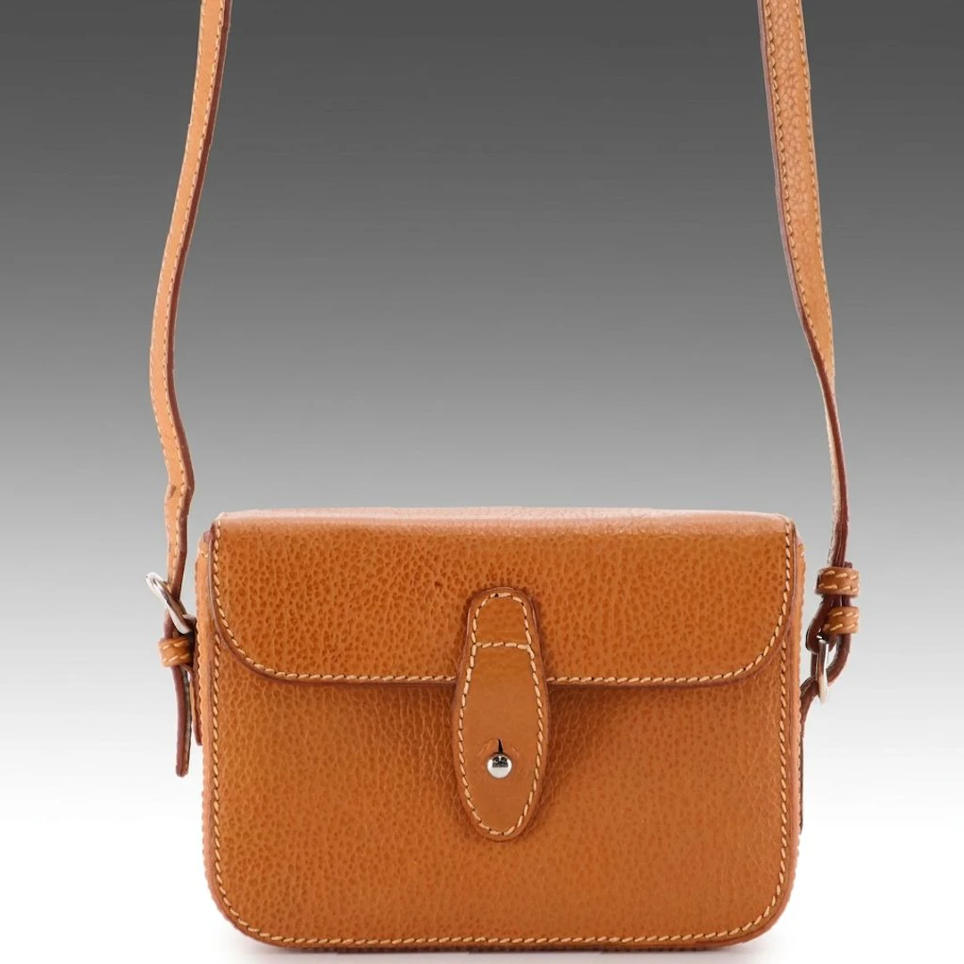 Gucci Flap Convertible Crossbody Bag in Brown Leather
