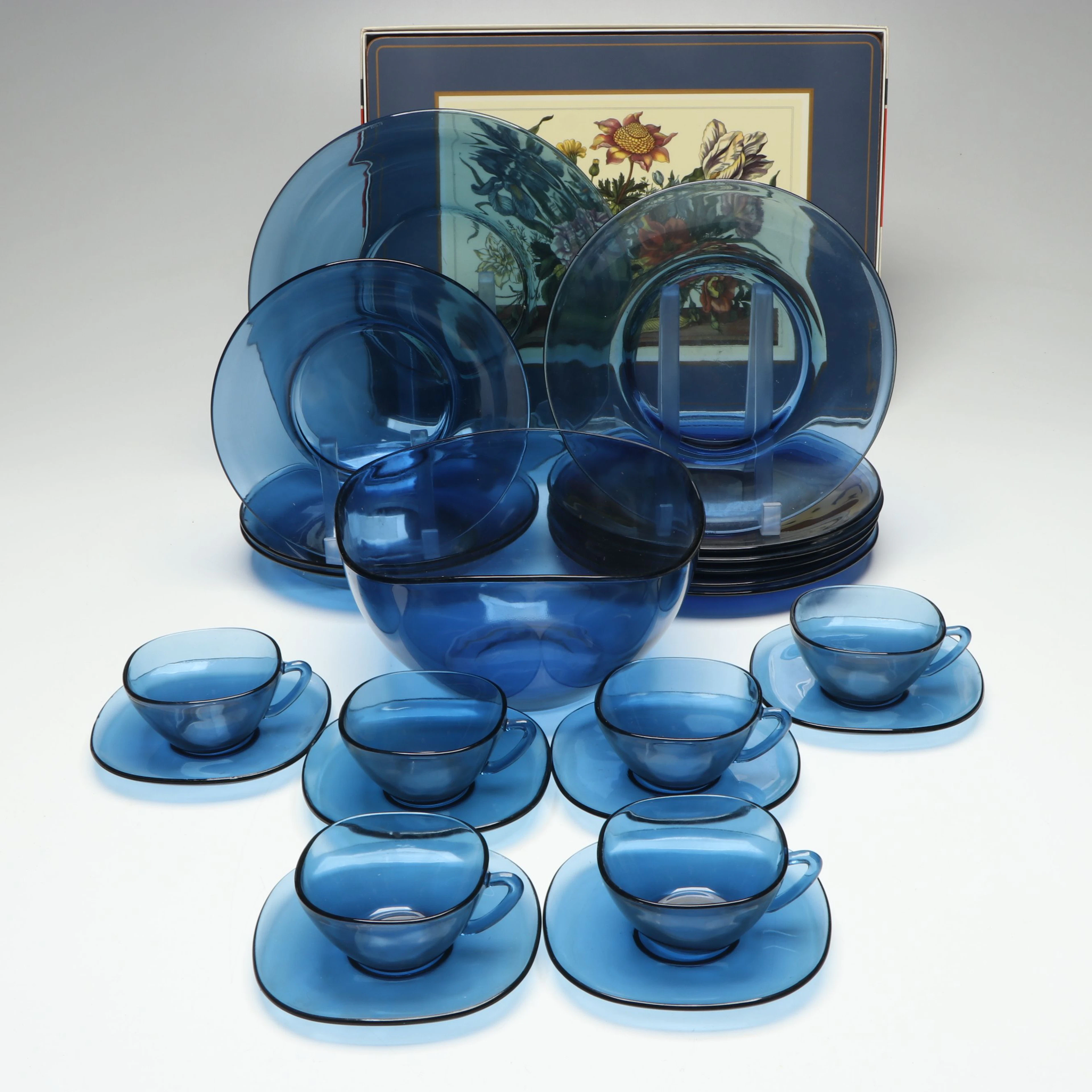 Vereco Blue Glass Dinnerware and Serving Pieces with Pimpernel Placemats