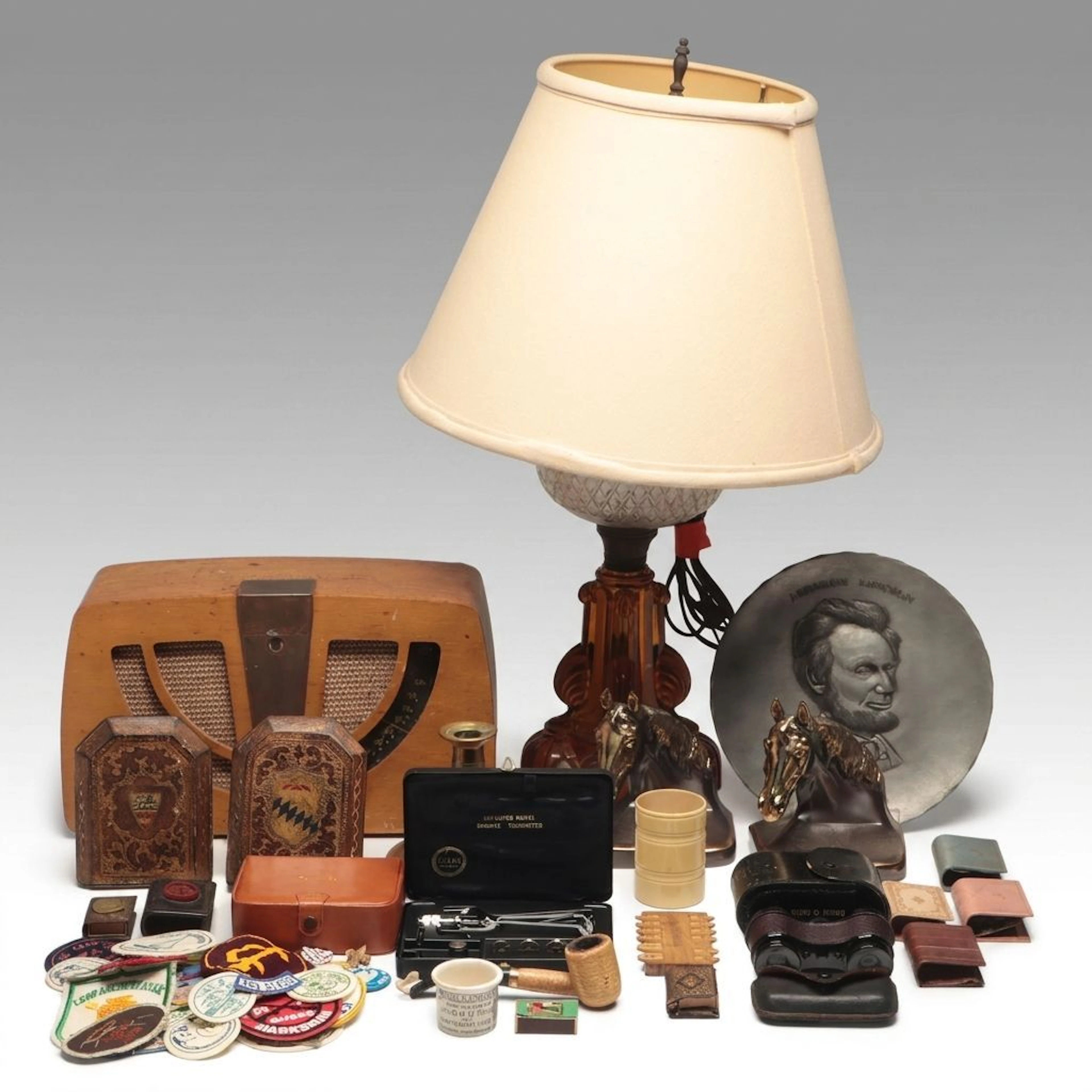 Zenith Tabletop Tube Radio, Amber Glass Lamp, and More Office Accessories