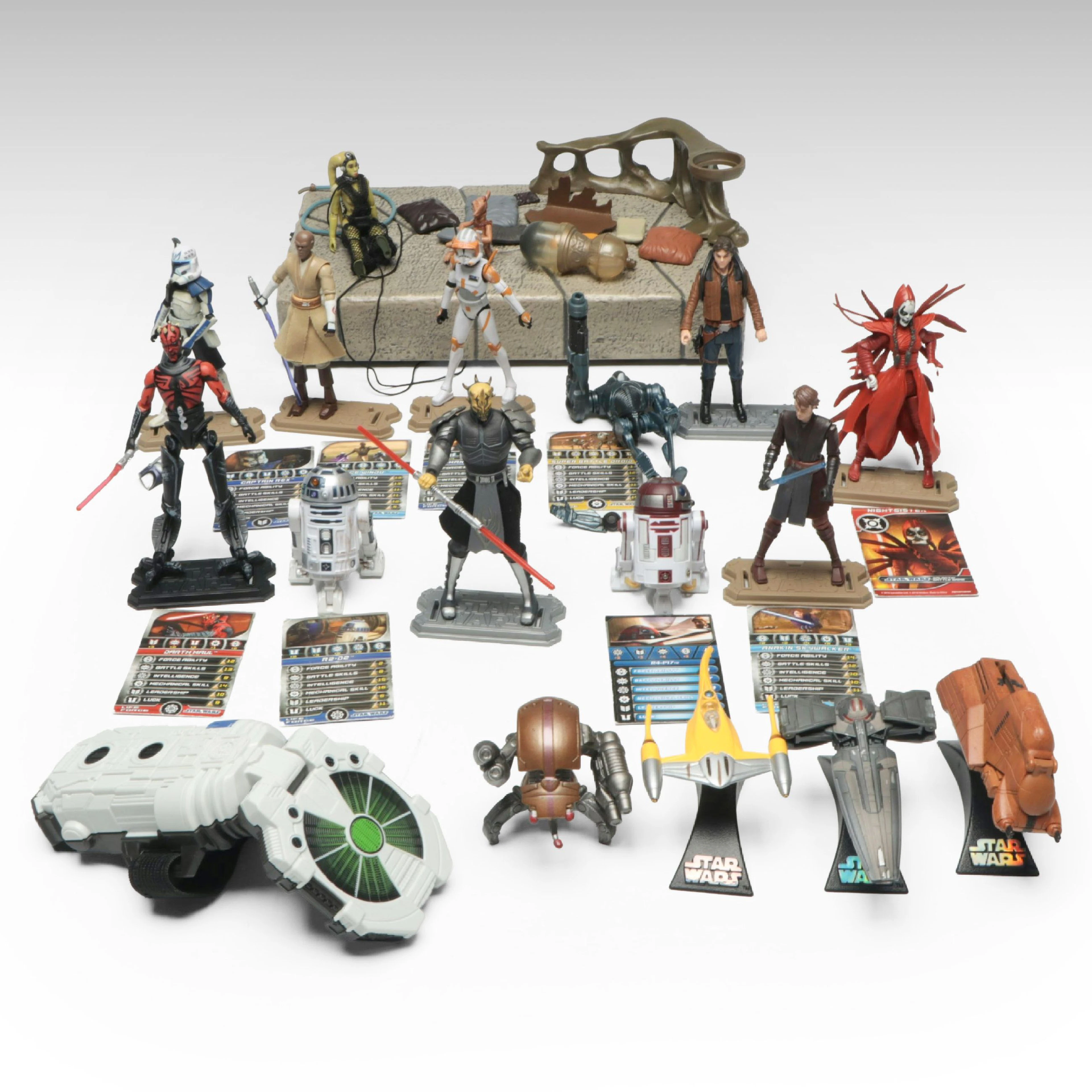 Star Wars R2-D2, R4-P17, Other Action Figures with Force-Link Armband