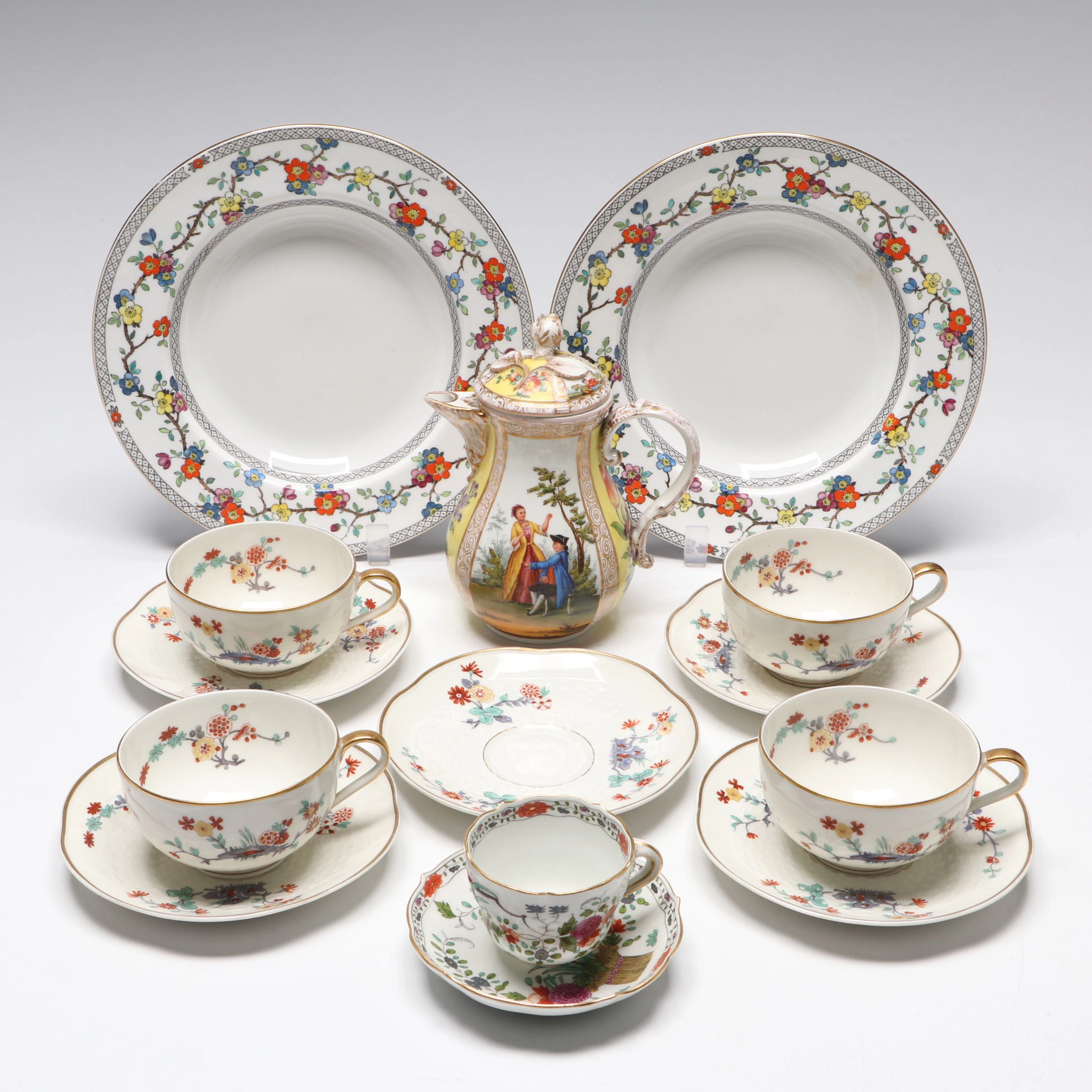 Theodore Haviland Japanism Porcelain Teacups and Saucers with More Tableware