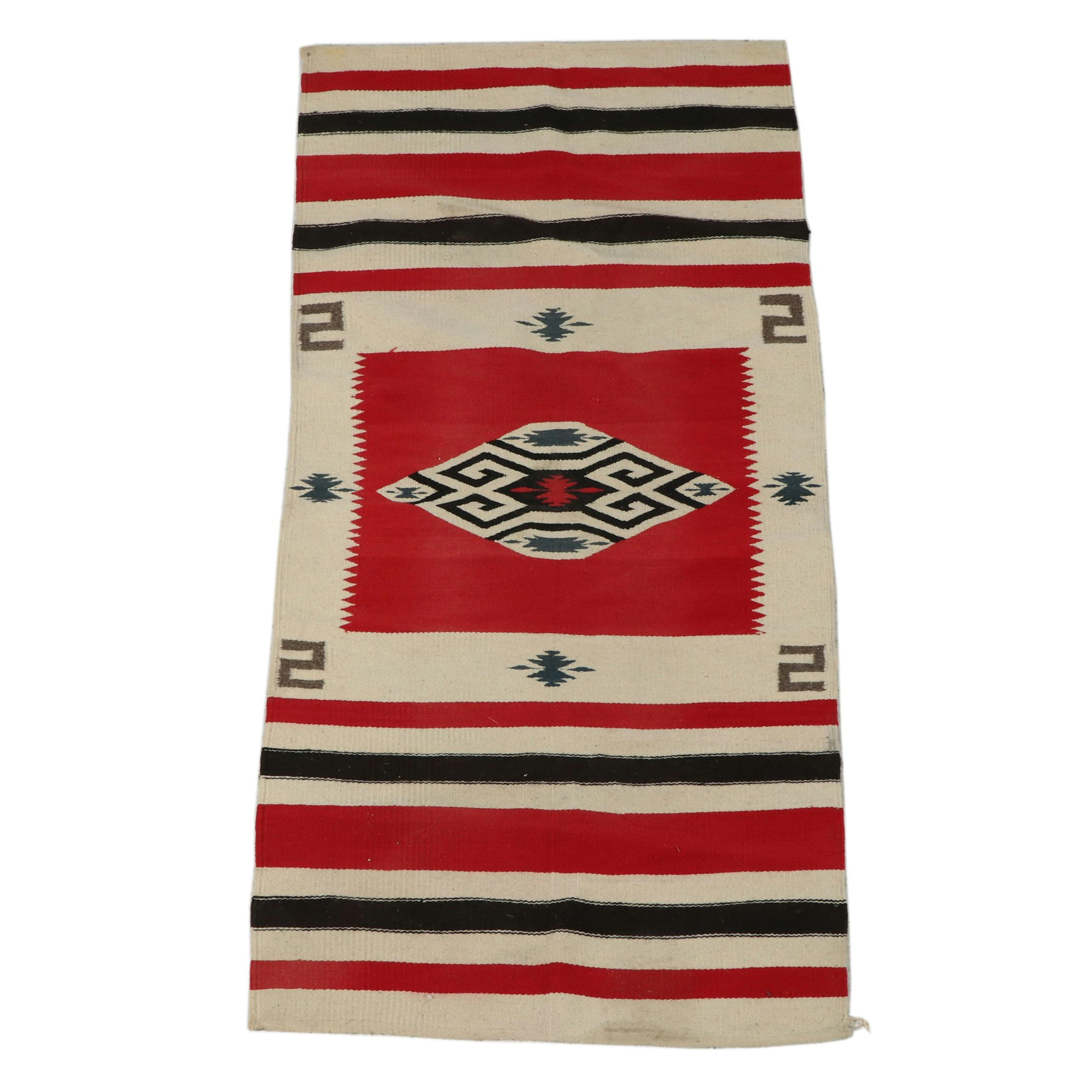 2'3 x 5' Handwoven Southwestern Style Accent Rug