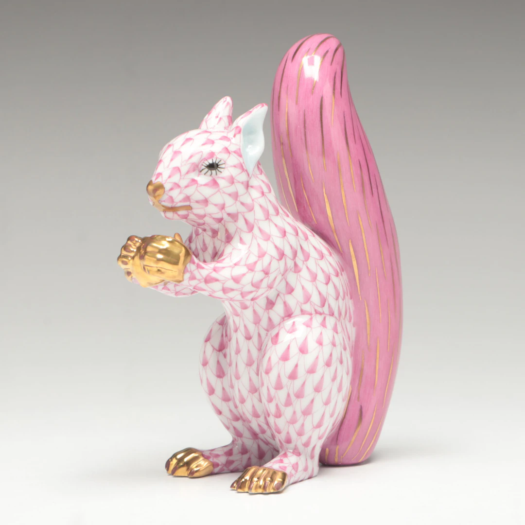 Herend Raspberry Fishnet with Gold “Squirrel” Porcelain Figurine