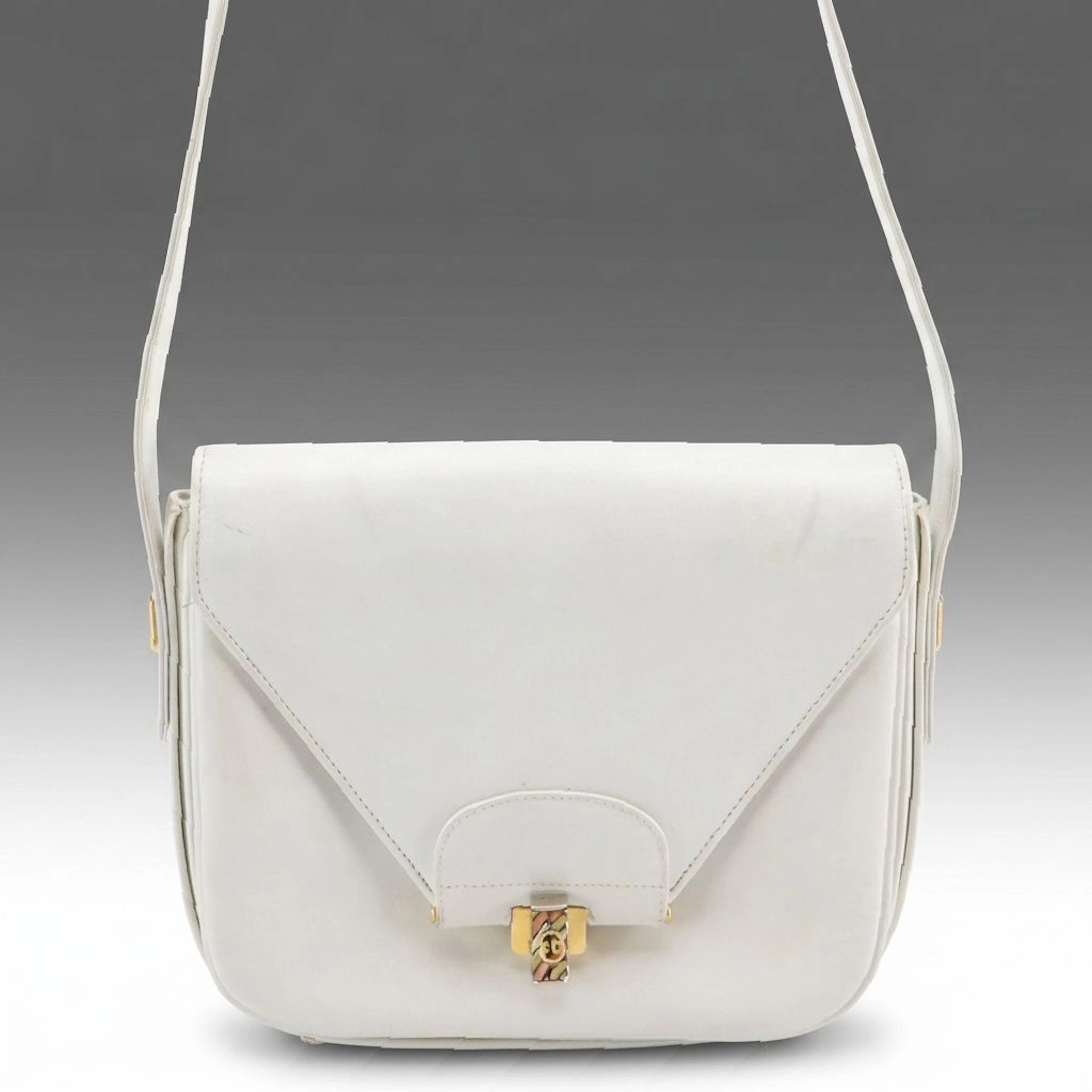 Gucci Envelope Flap Accordion Shoulder Bag in White Leather, Vintage