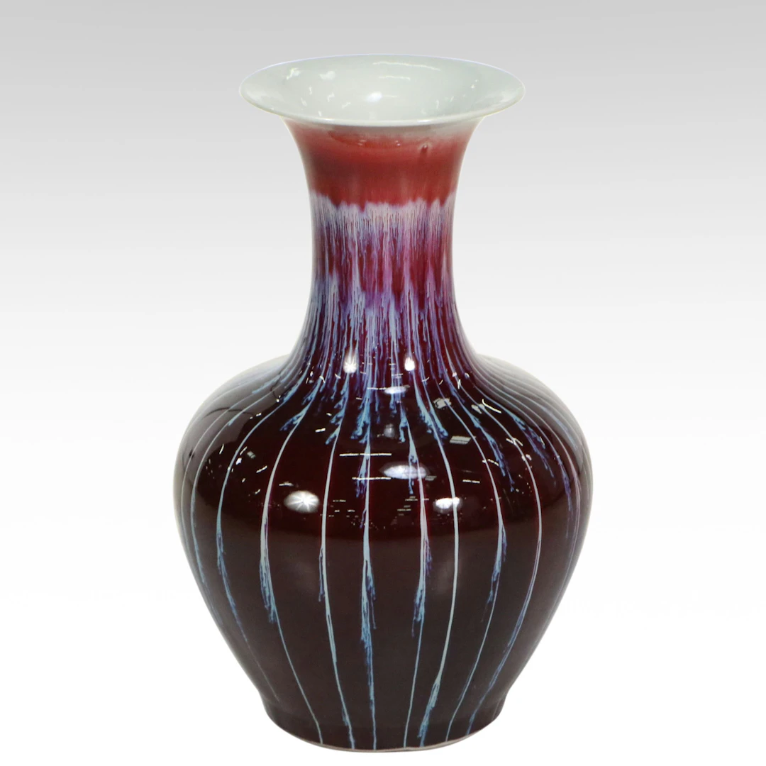 Chinese Decorative Porcelain Lobed Vase, 20th Century