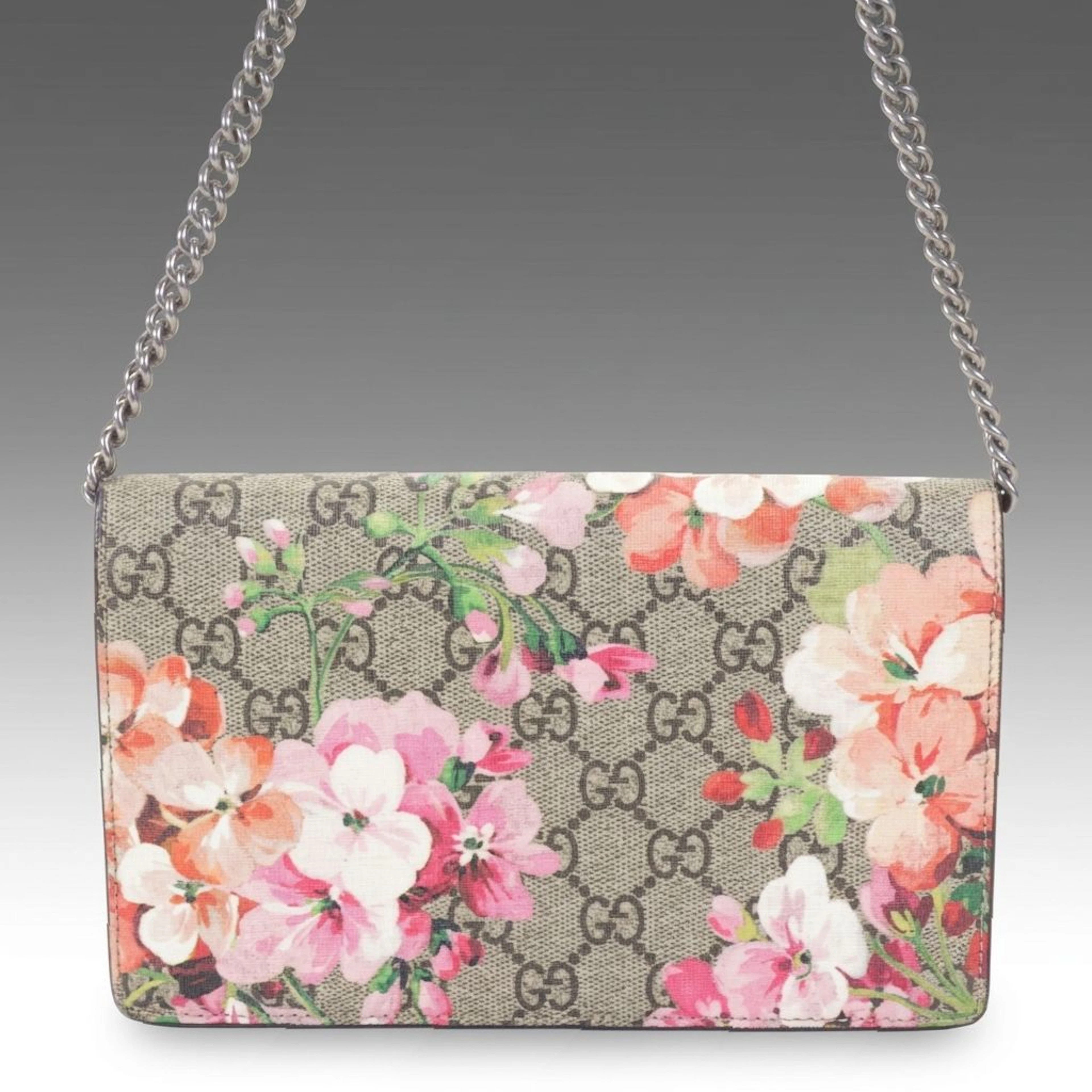 Gucci Flap Wallet-on-Chain in GG Supreme Blooms Canvas and Leather